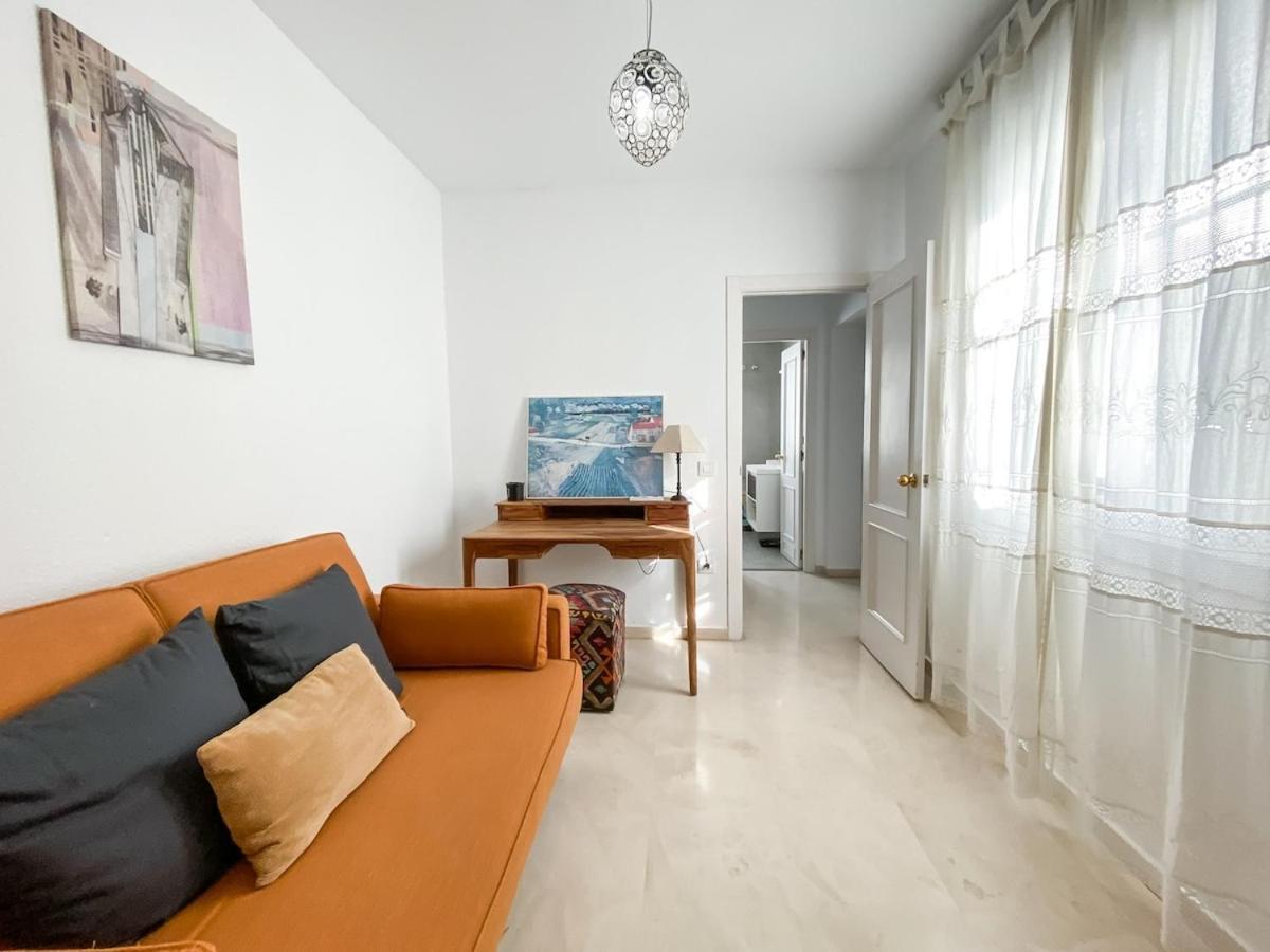 Beautiful In Triana, Sevillarooms Apartment