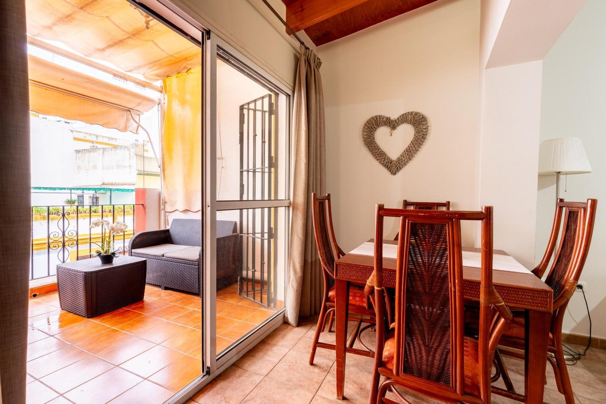Apartamento Aoa Casa Triana Familiar Con Terraza