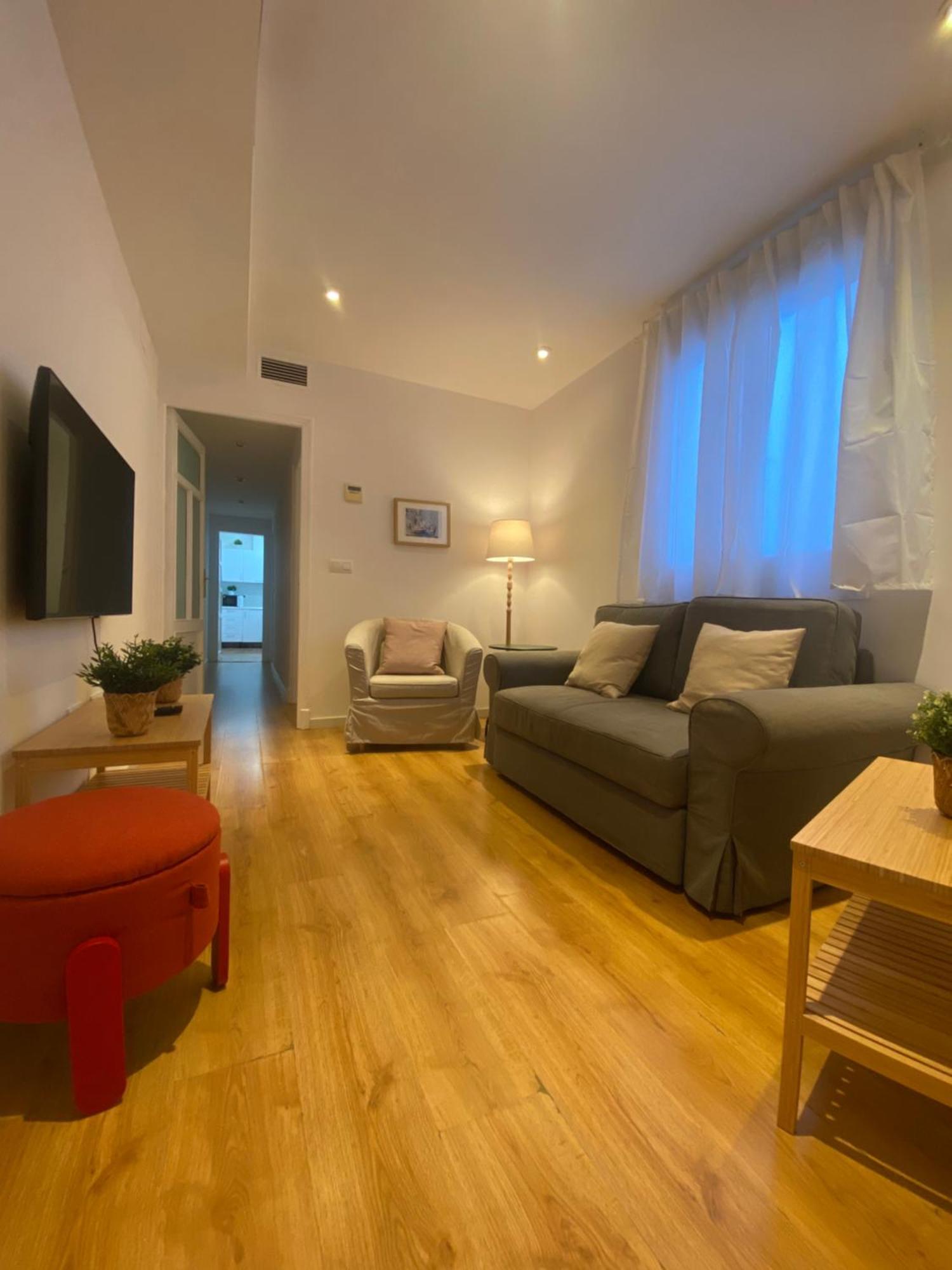 Apartment 2 Bedroom Virgen De Begona Seville
