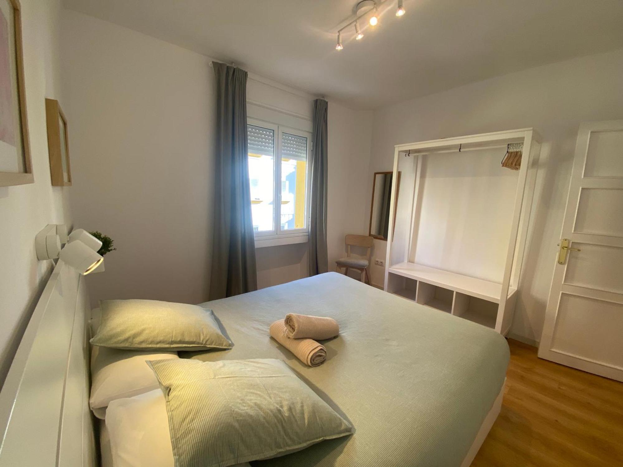 2 Bedroom Virgen De Begona Seville