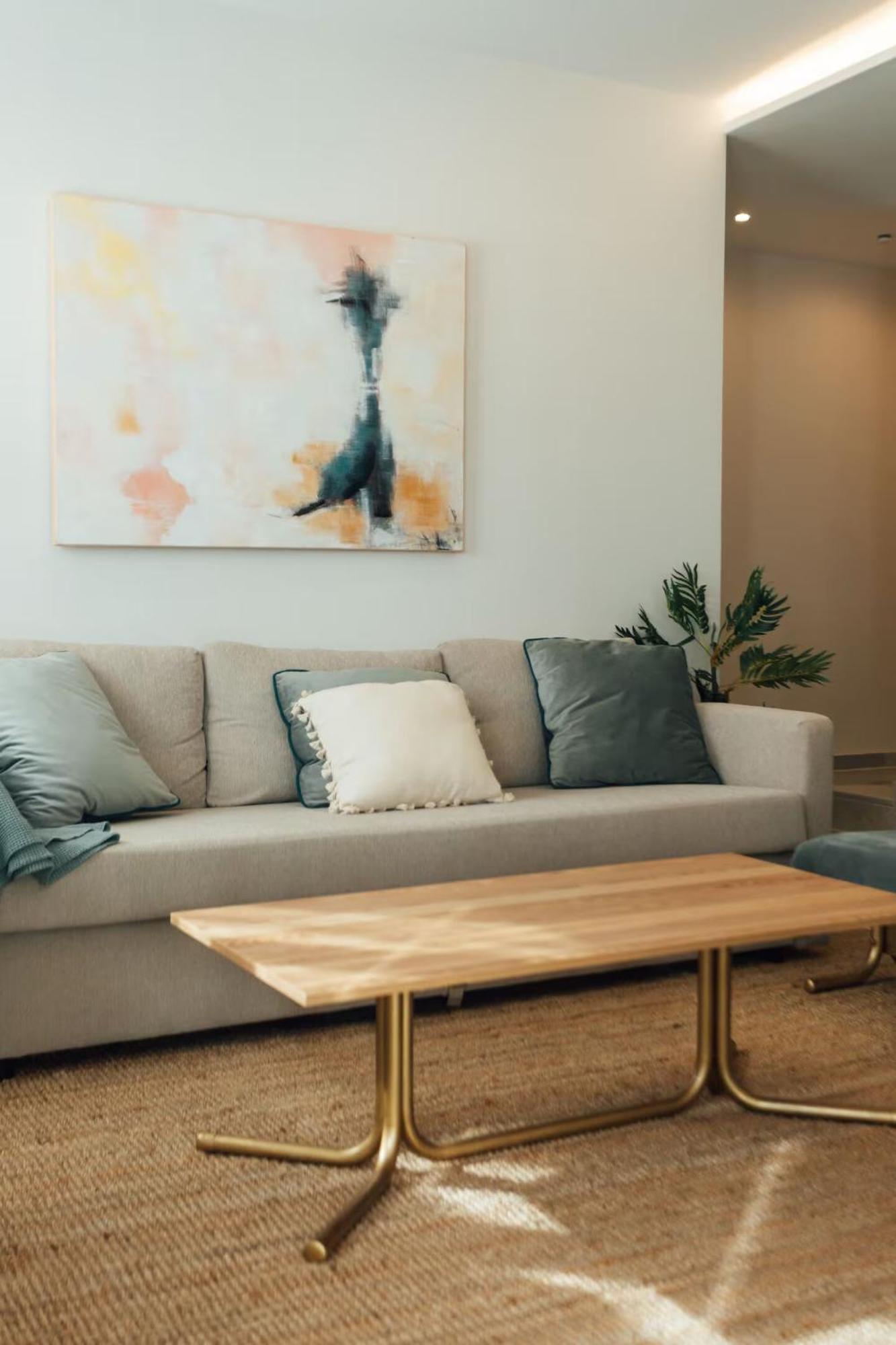 Reformed And Comfy- 2bd 2bth- Arenal Apartment Seville