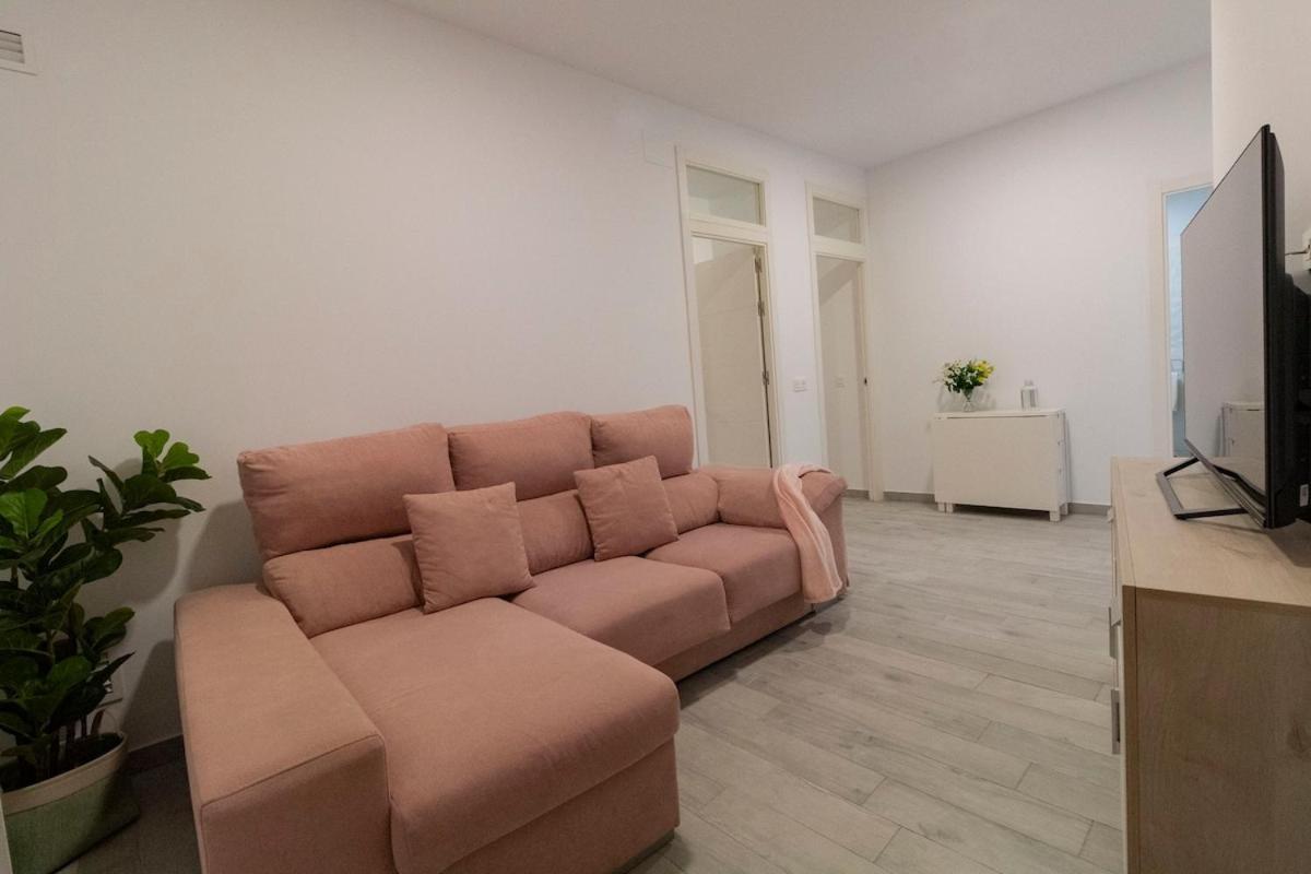 Piso Reformado Next To Santa Justa Y Aeropuerto