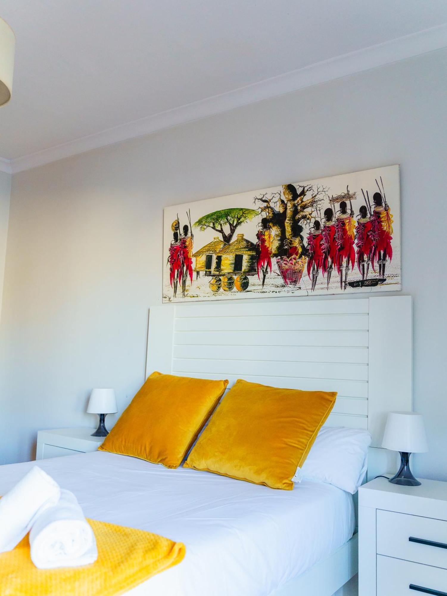 Atico Plaza Cristo De Burgos Apartamento Sevilla