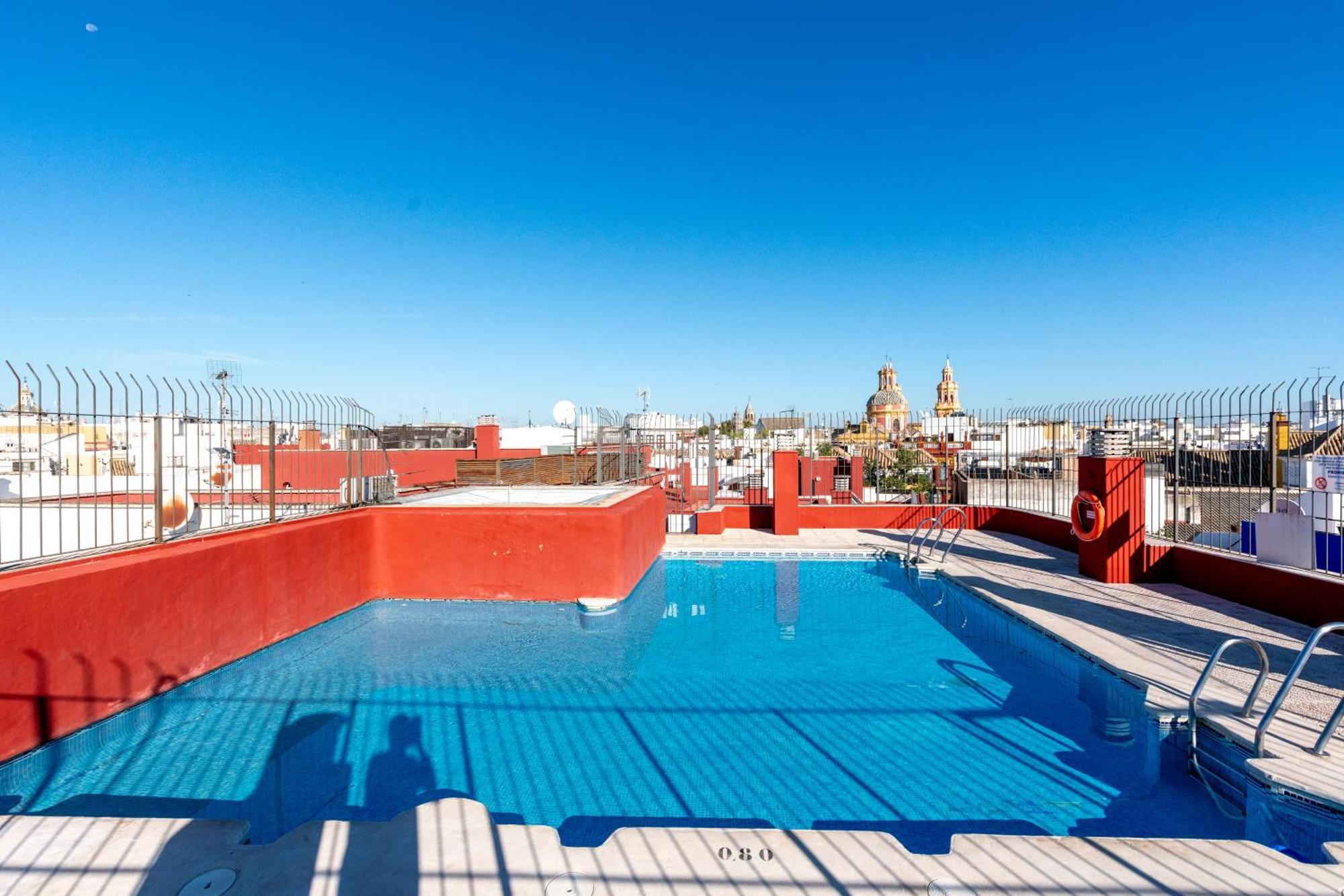 Cn2 2bd 2bth Con Piscina Y Aparcamiento Excelente Ubicacion Sevilla