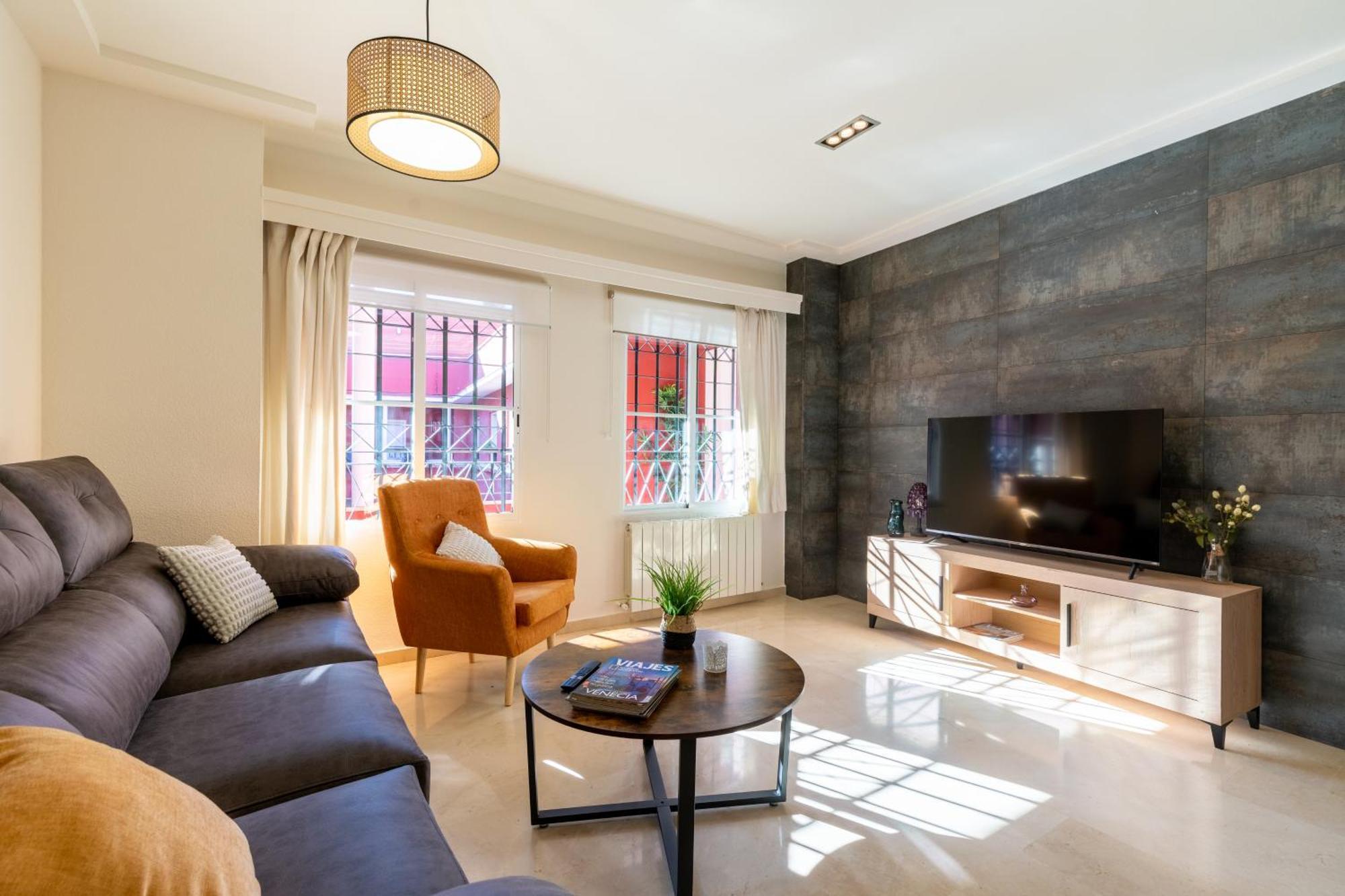 Cn2 2bd 2bth Con Piscina Y Aparcamiento Excelente Ubicacion Apartamento