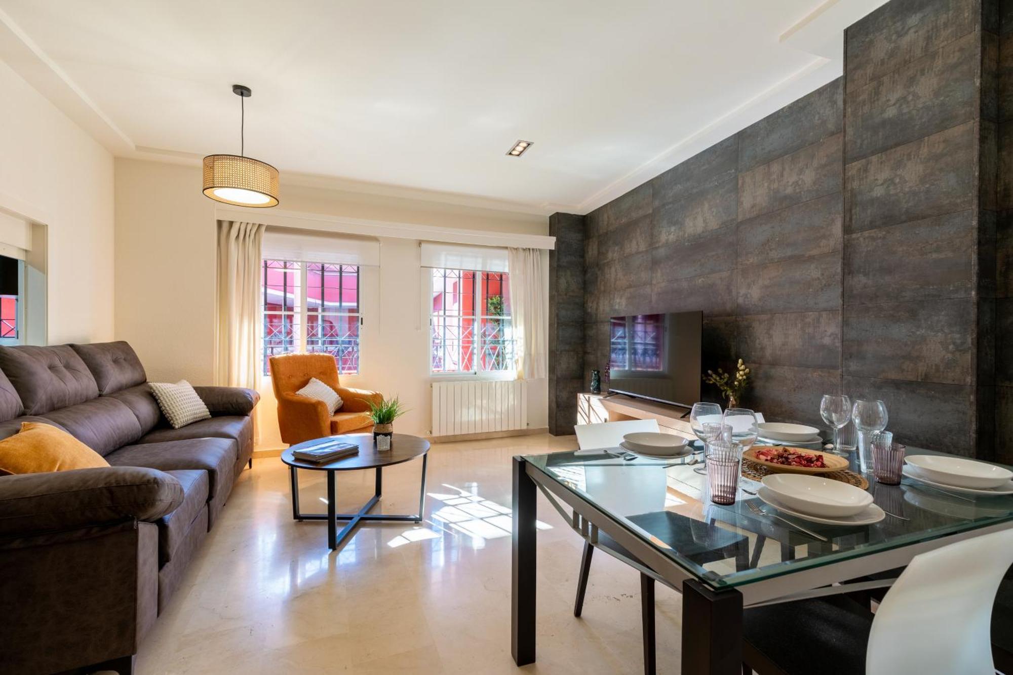 Cn2 2bd 2bth Con Piscina Y Aparcamiento Excelente Ubicacion Apartamento Sevilla