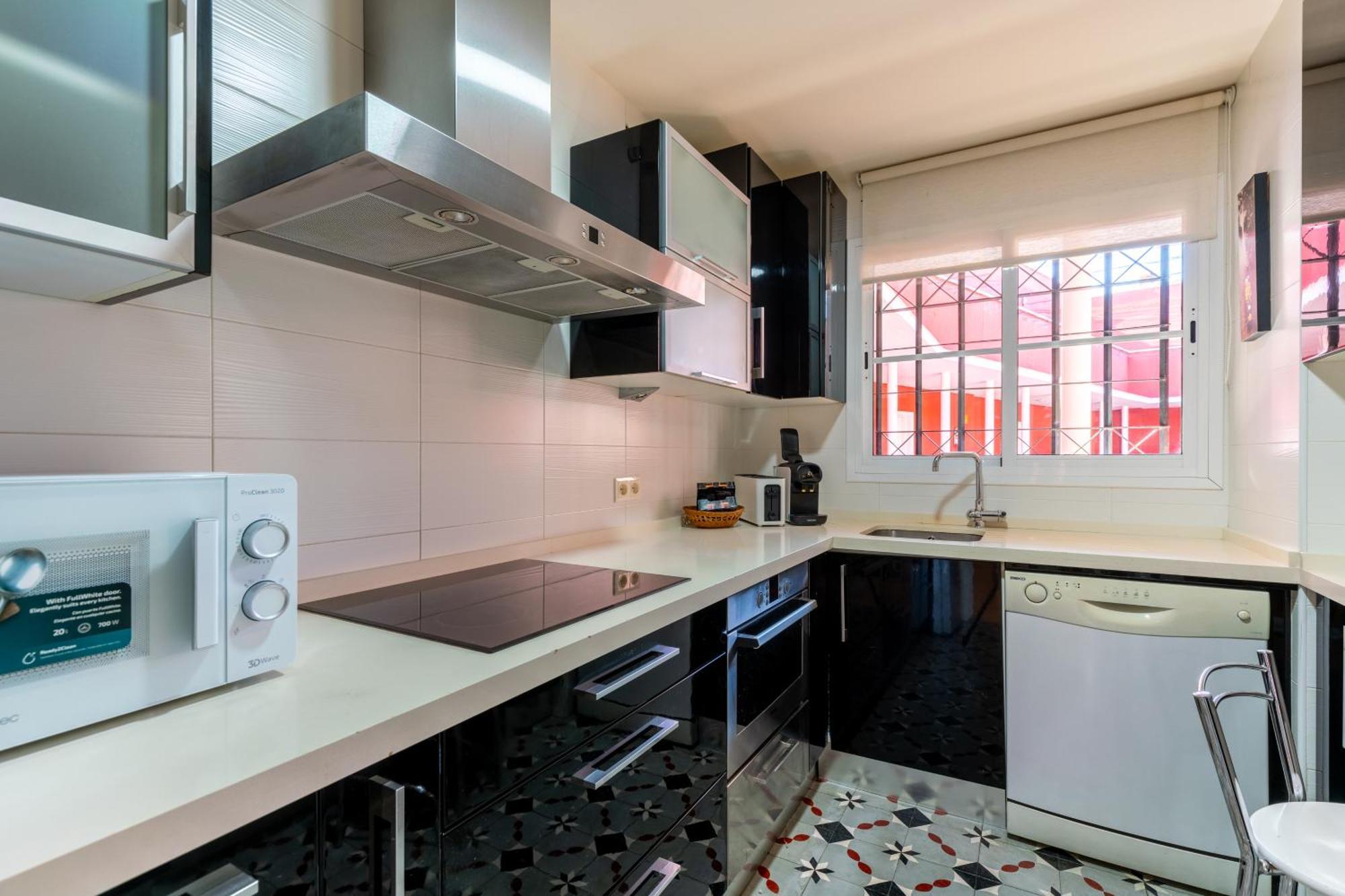 Apartamento Cn2 2bd 2bth Con Piscina Y Aparcamiento Excelente Ubicacion Sevilla