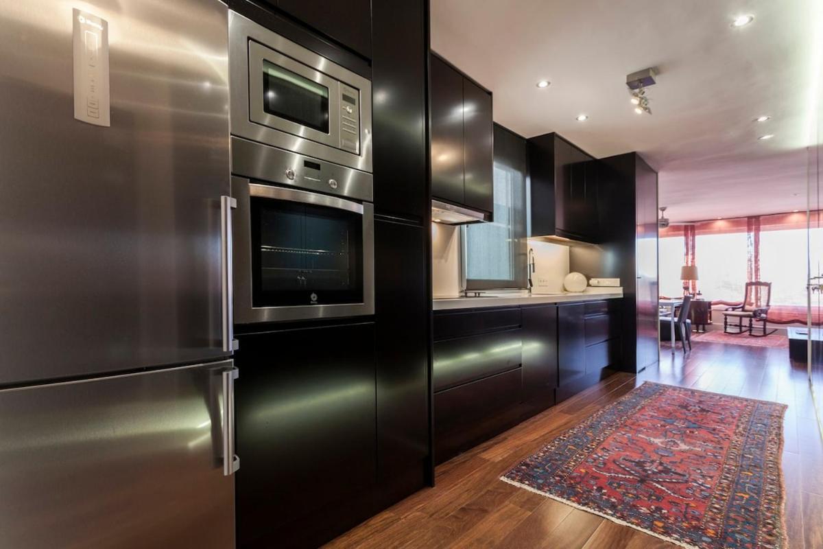 Apartment By Plaza De Espana Overlooking Parque Maria Luisa