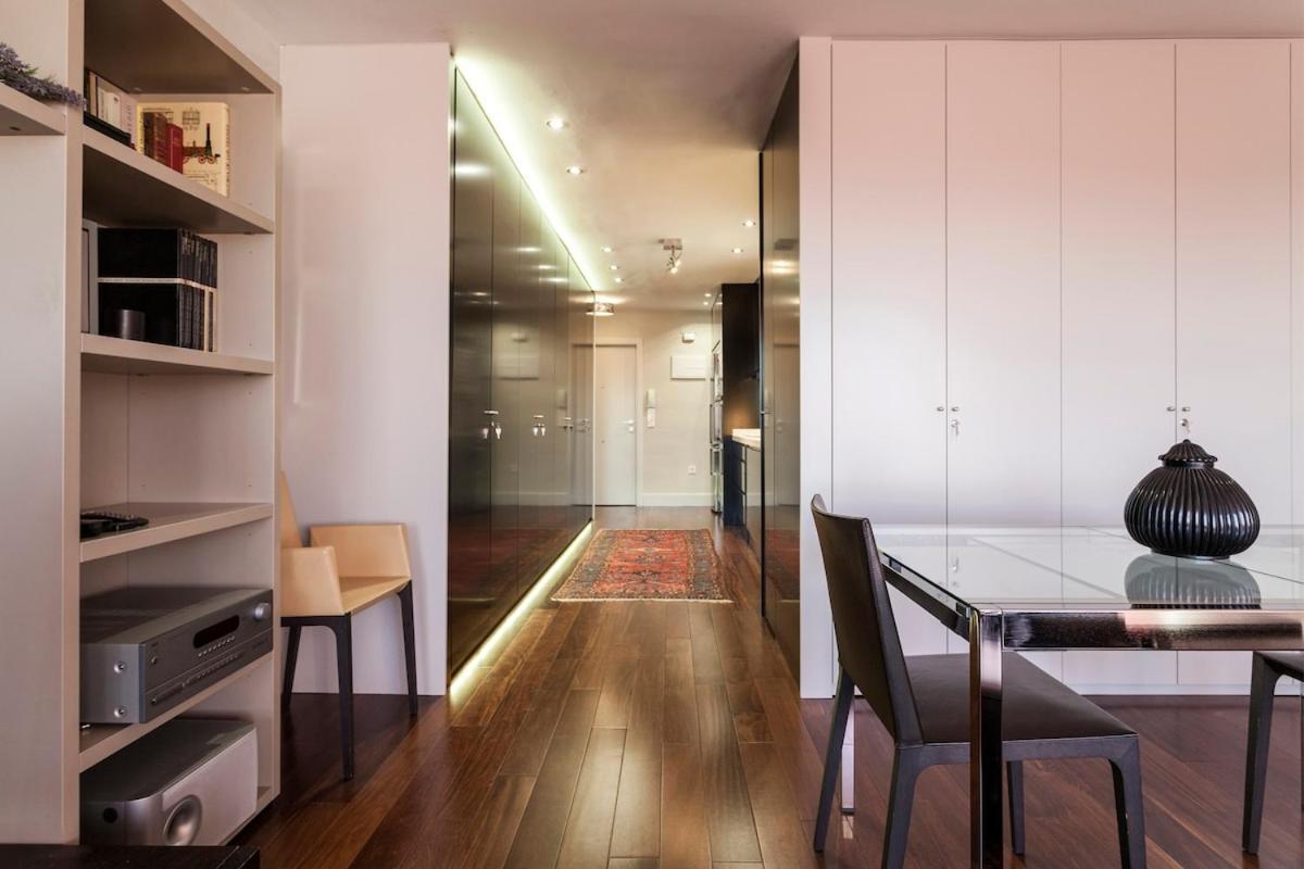 Apartment By Plaza De Espana Overlooking Parque Maria Luisa Seville