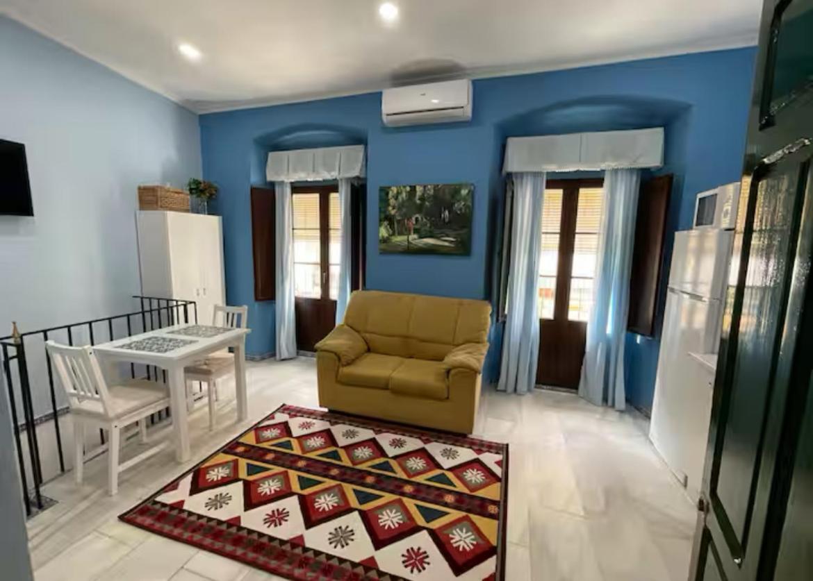 Apartment Estudio Con Encanto En El Corazon De Triana Seville