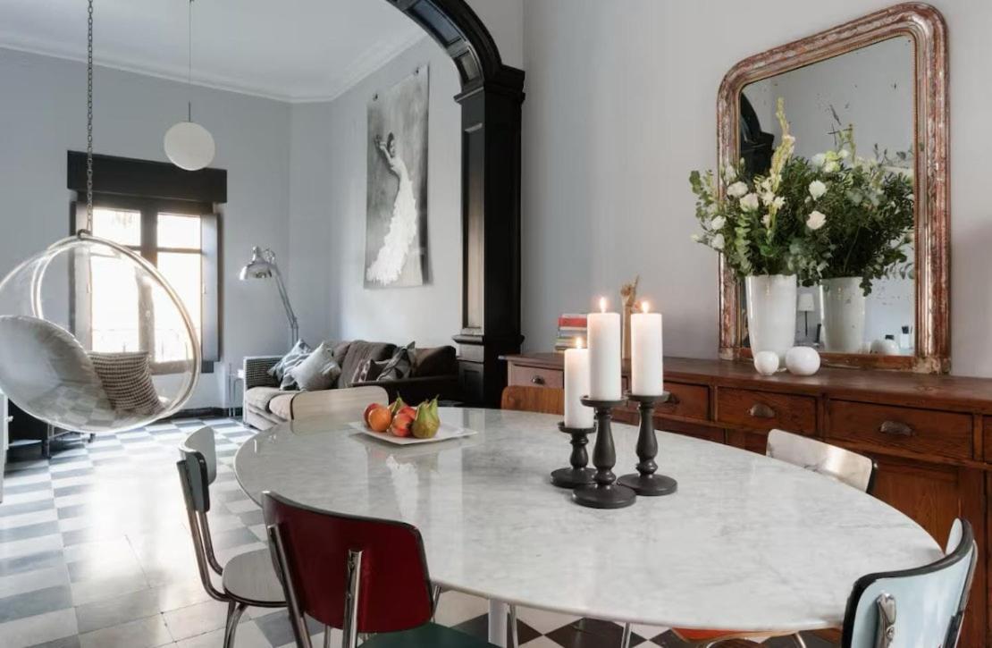 A Pies De La Giralda Apartment *