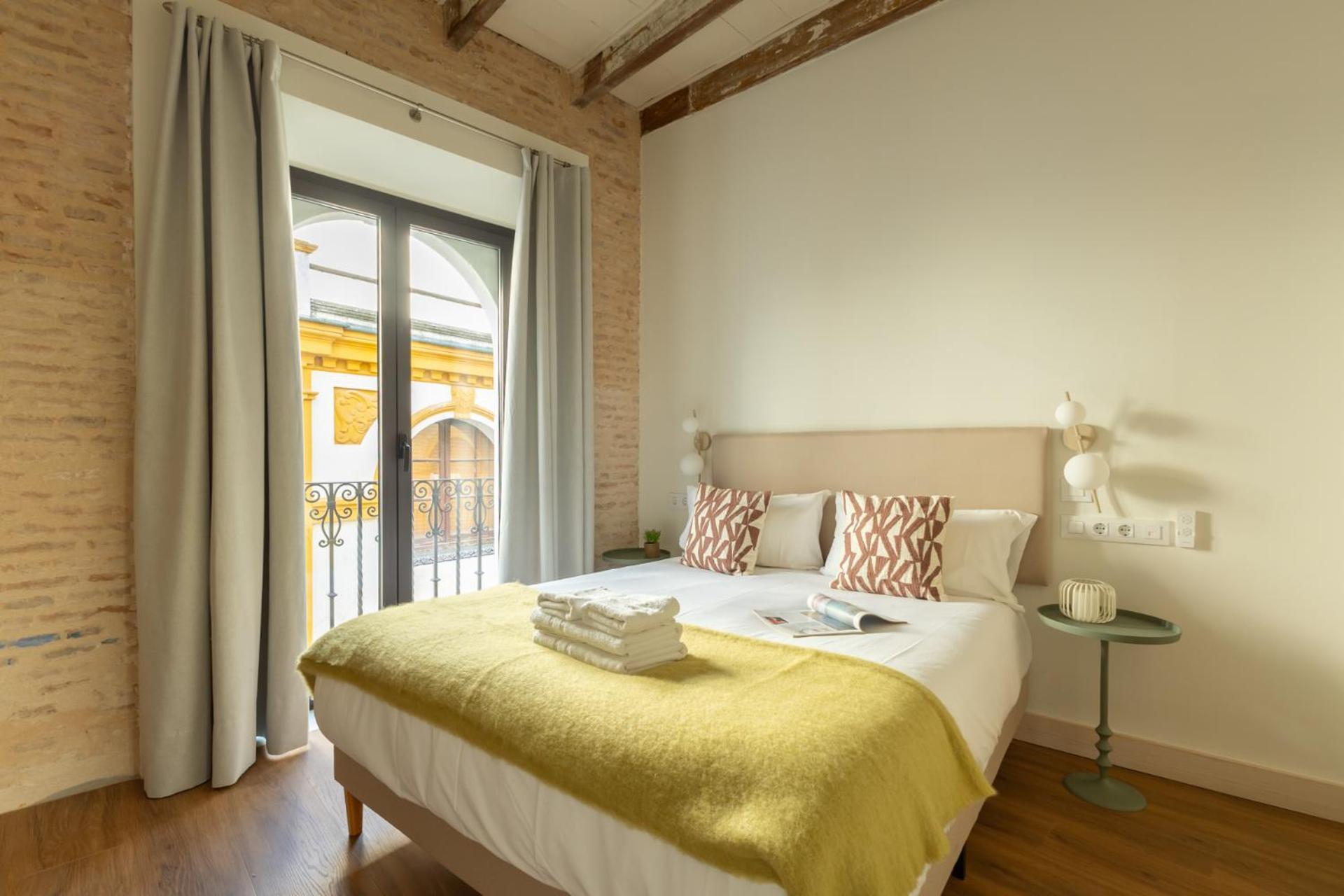 Apartamento Duplex Con Terraza Privada Y Vistas A La Catedral *