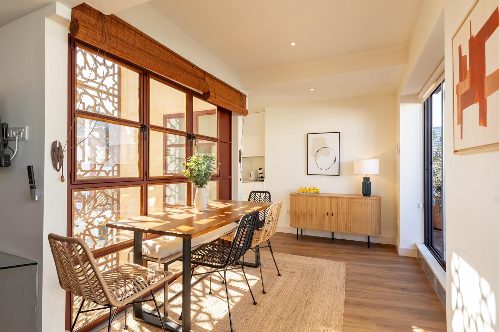 Apartamento Duplex Con Terraza Privada Y Vistas A La Catedral *