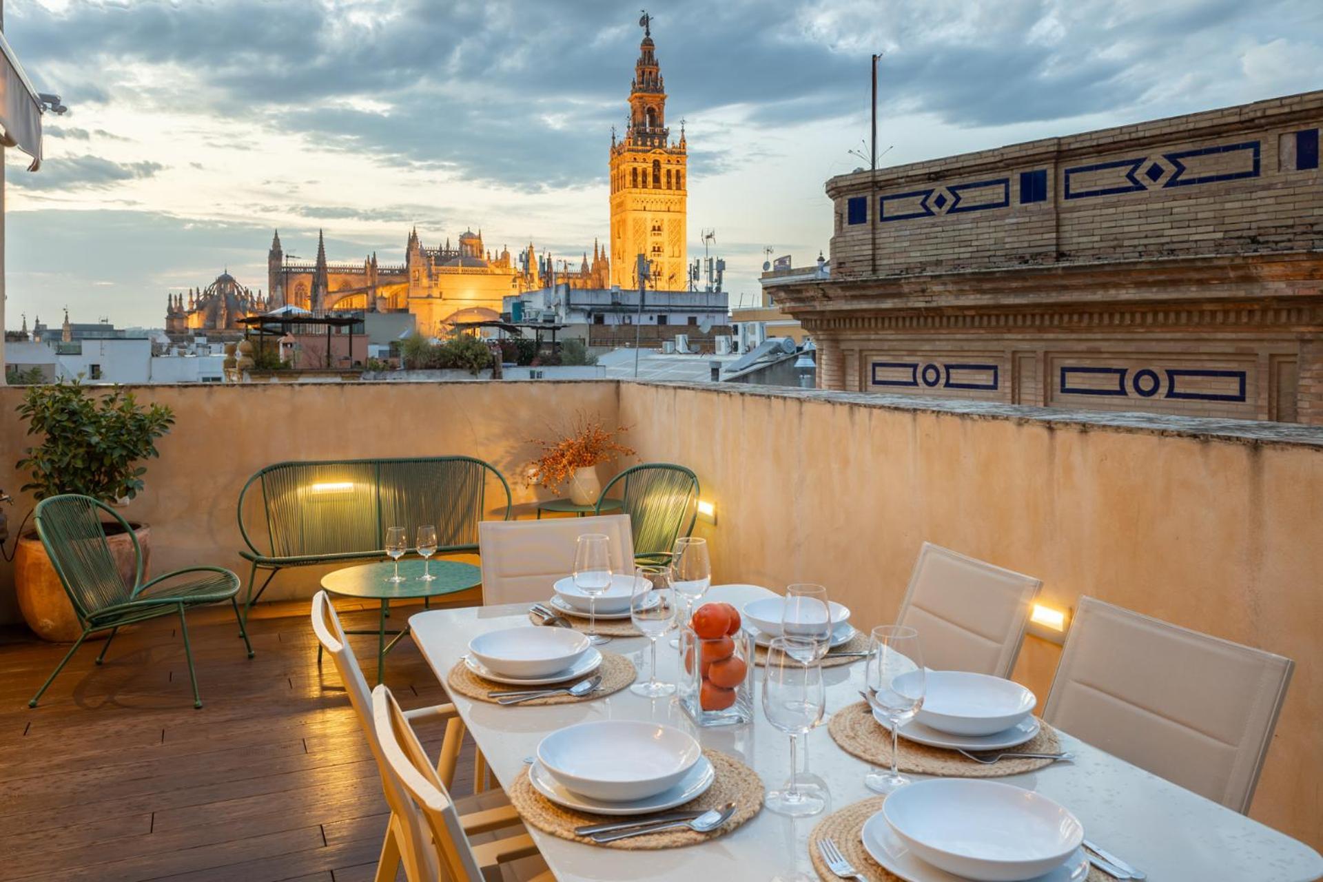 Duplex Con Terraza Privada Y Vistas A La Catedral Apartment