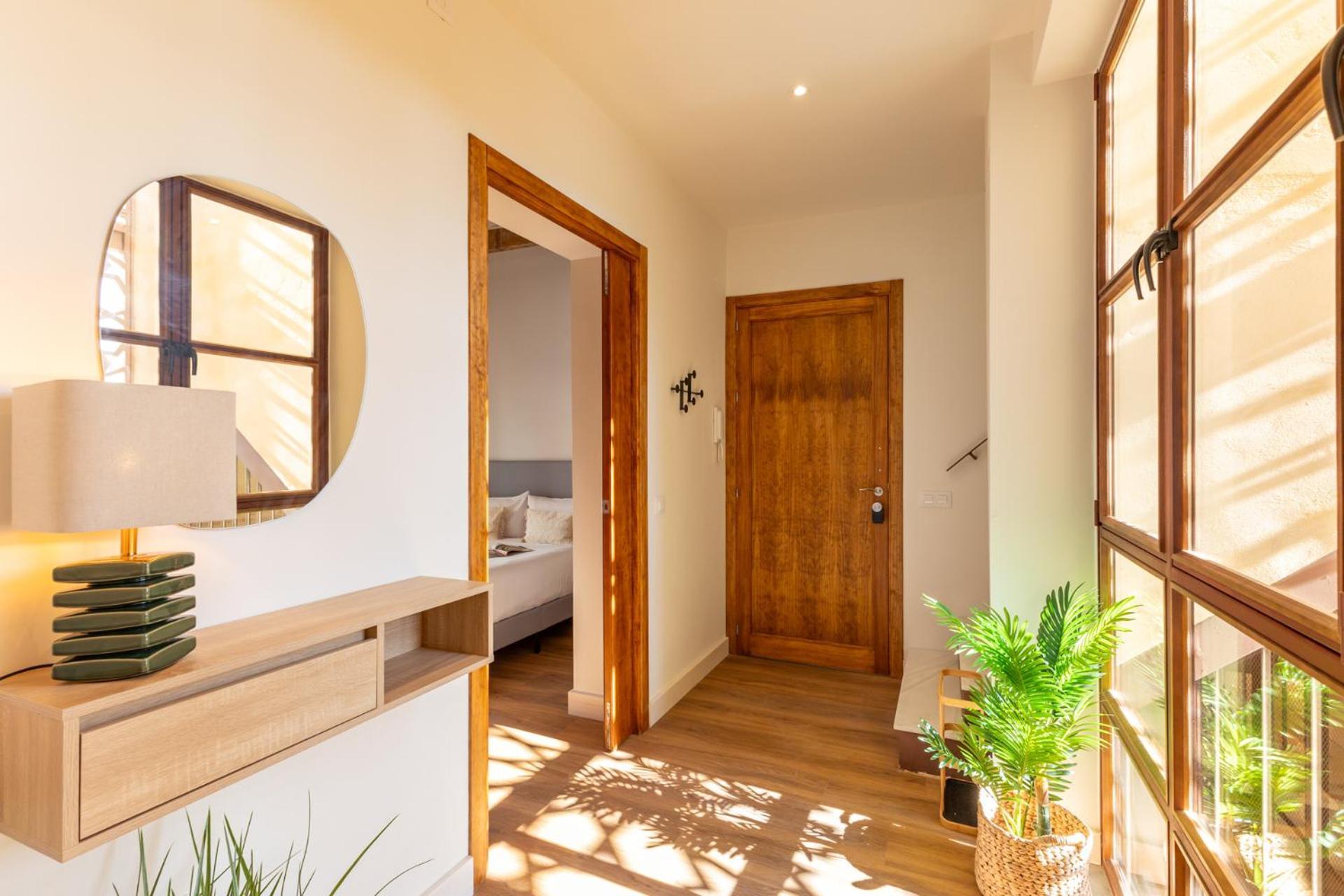 Apartamento Duplex Con Terraza Privada Y Vistas A La Catedral *