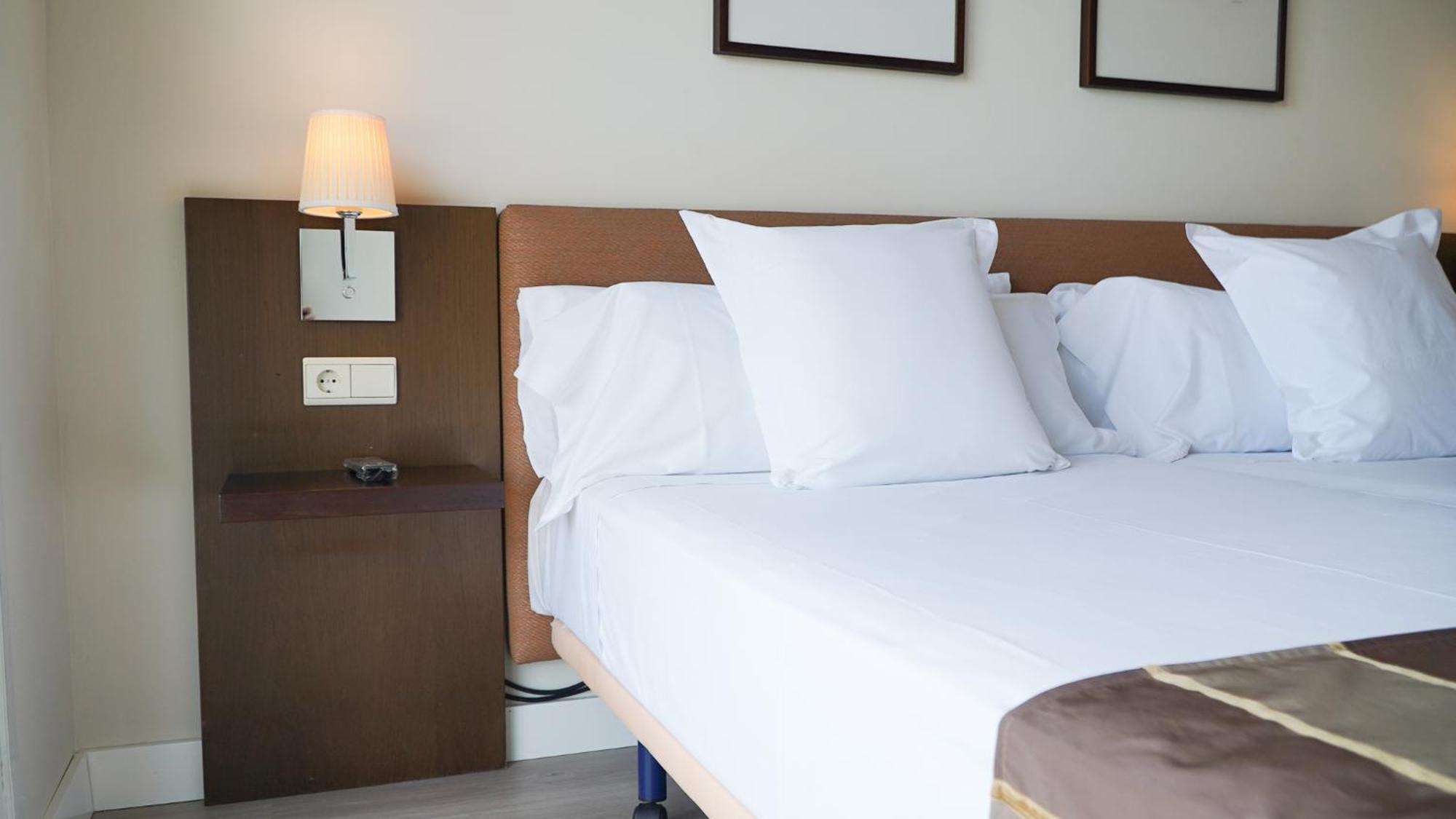 Vertice 4* Seville