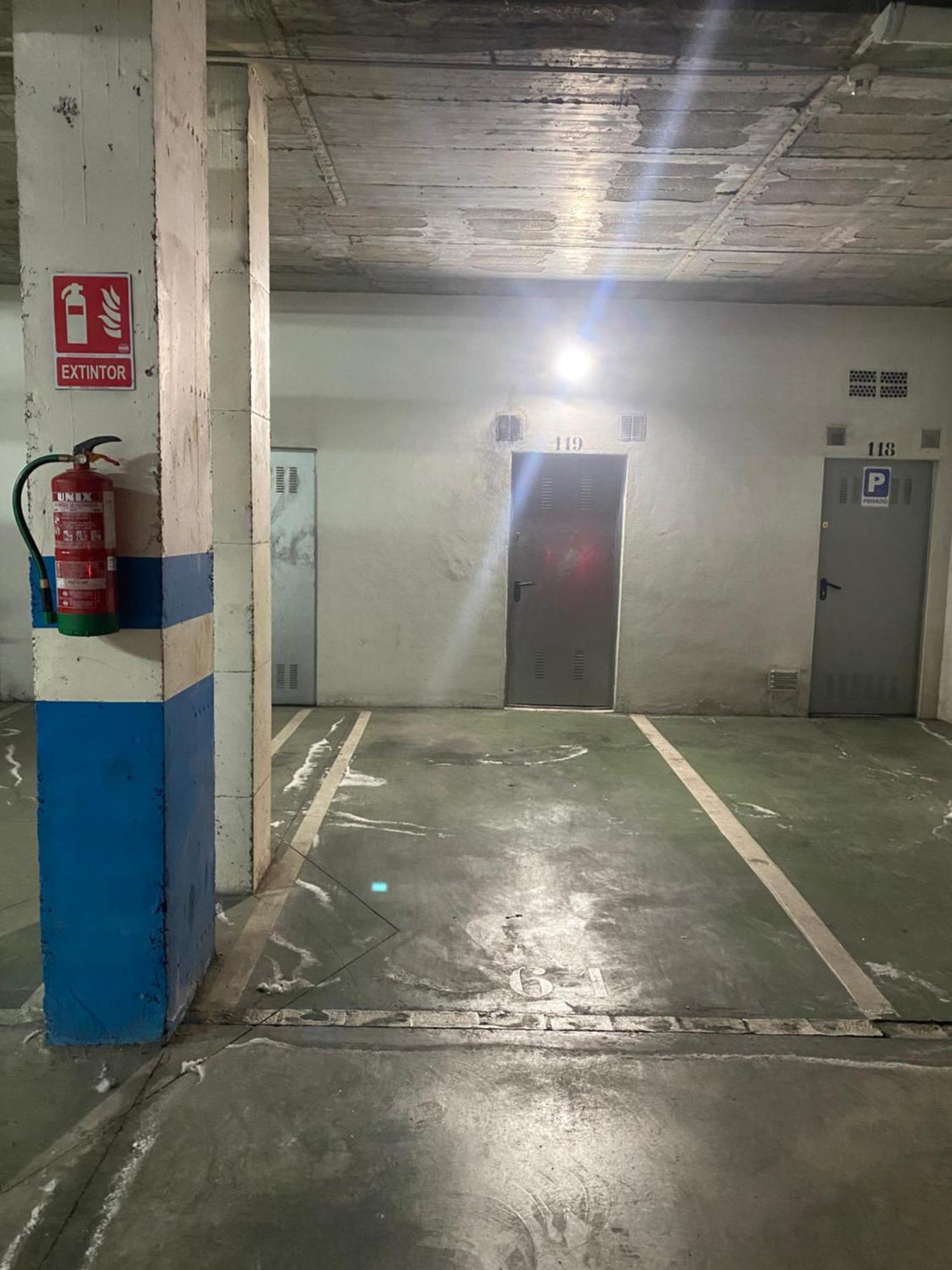 Fibes Con Parking Gratis Seville