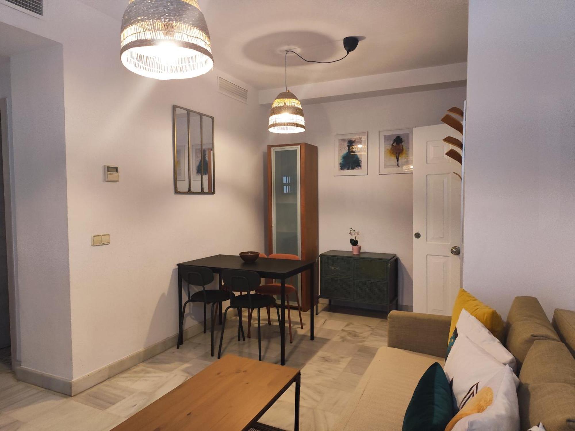 Apartment San Luis. Plaza De Parking Gratis!!! Seville