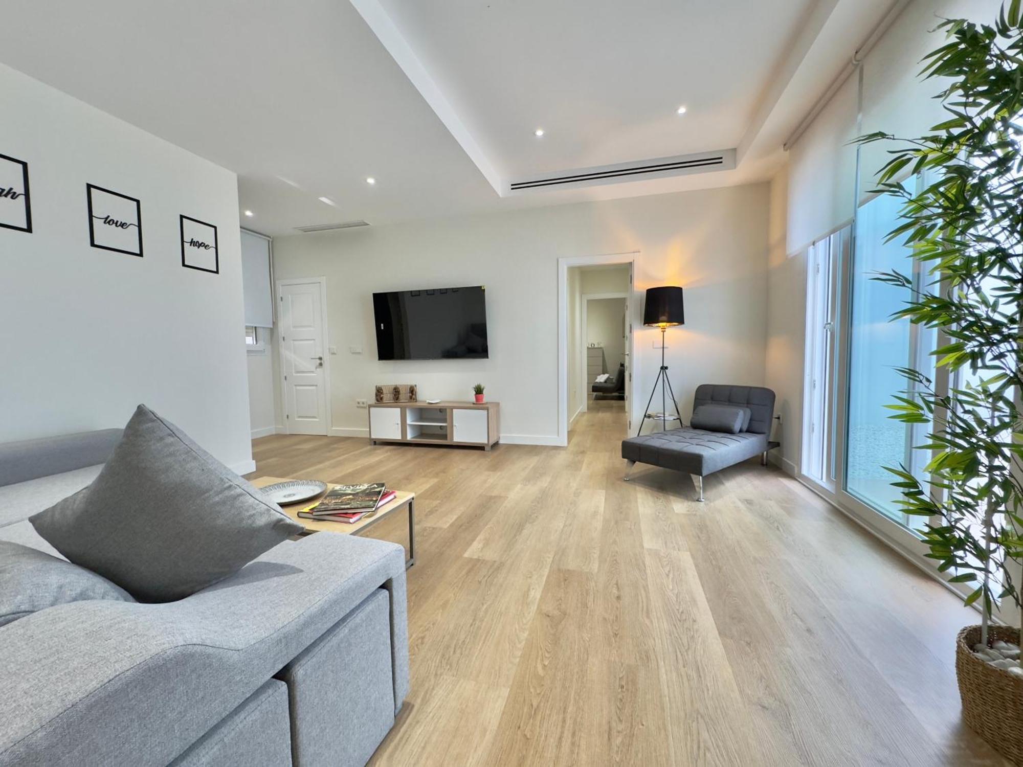 Aparthome Sanroman * Seville