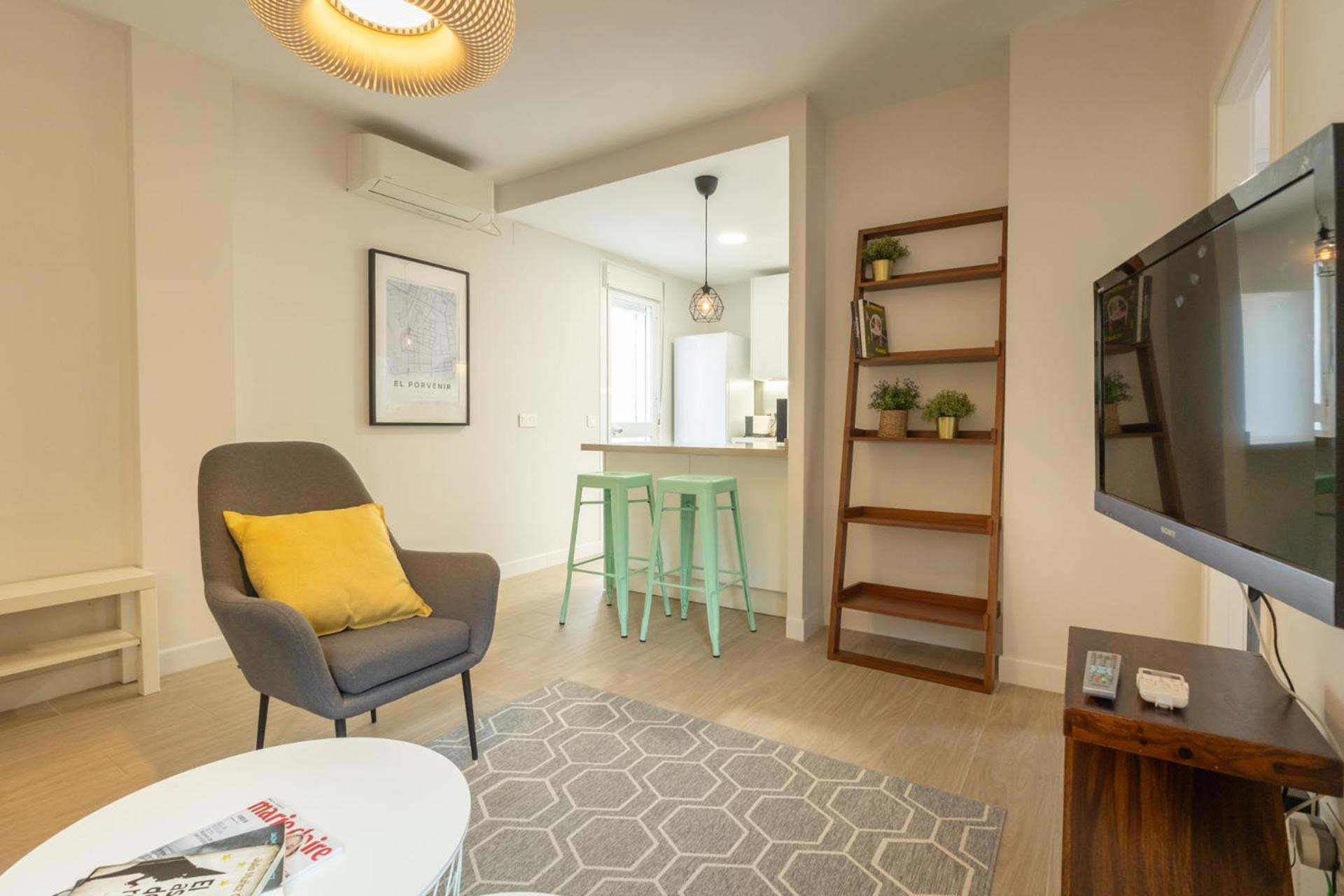 Charming With Private Patio At Plaza De Espana By Cityzen Apartment