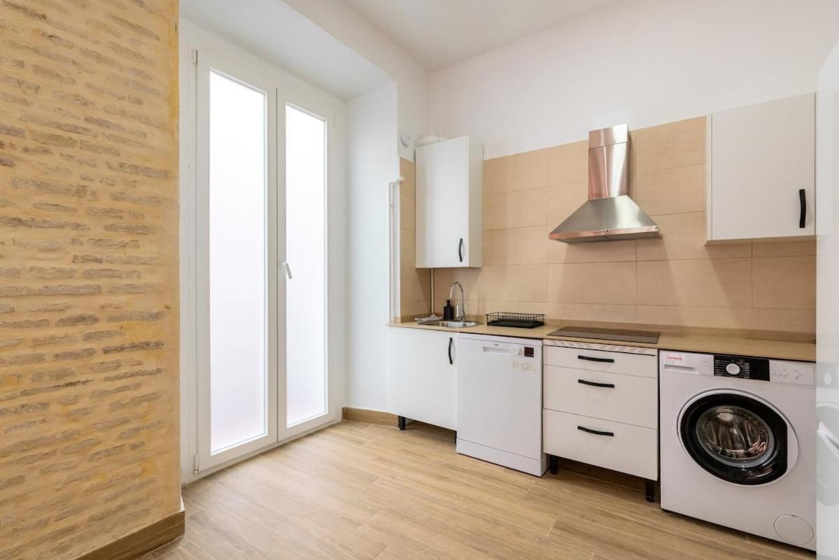 Aurora Nueva Casa Maestranza Catedral Parking Apartment Seville