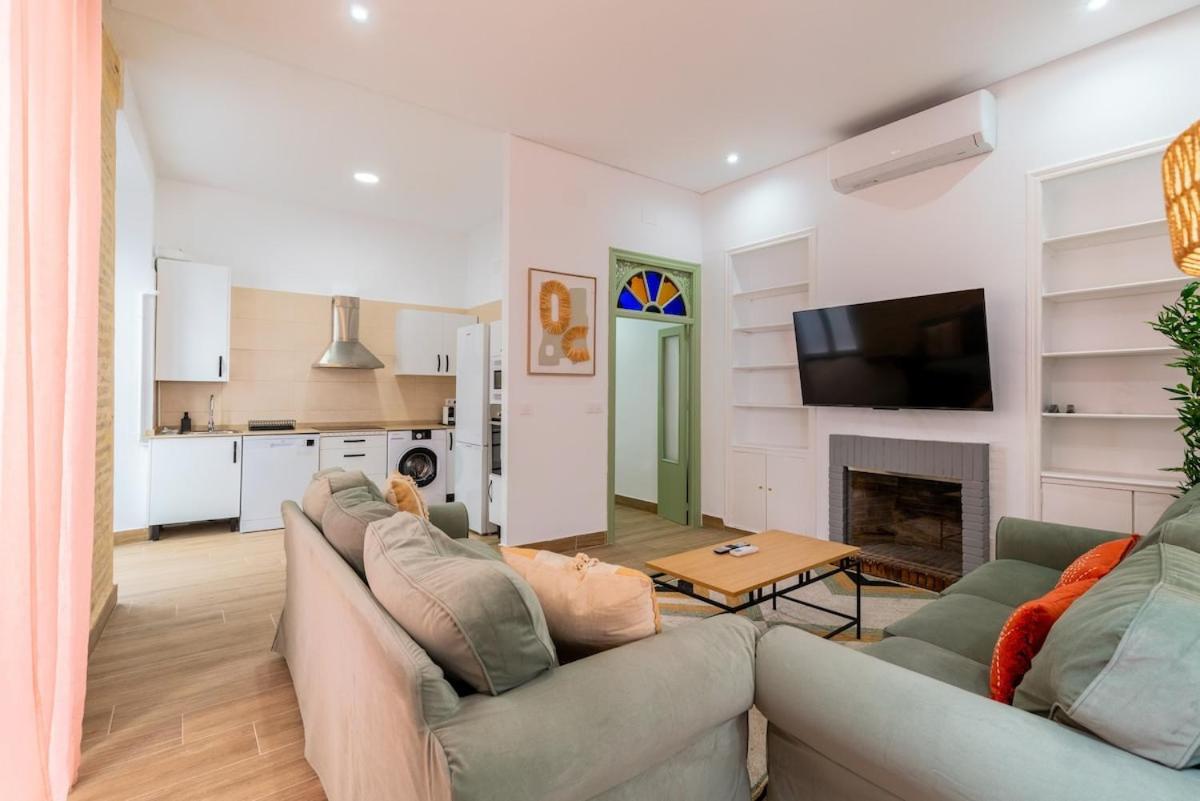 Aurora Nueva Casa Maestranza Catedral Parking Apartment Seville