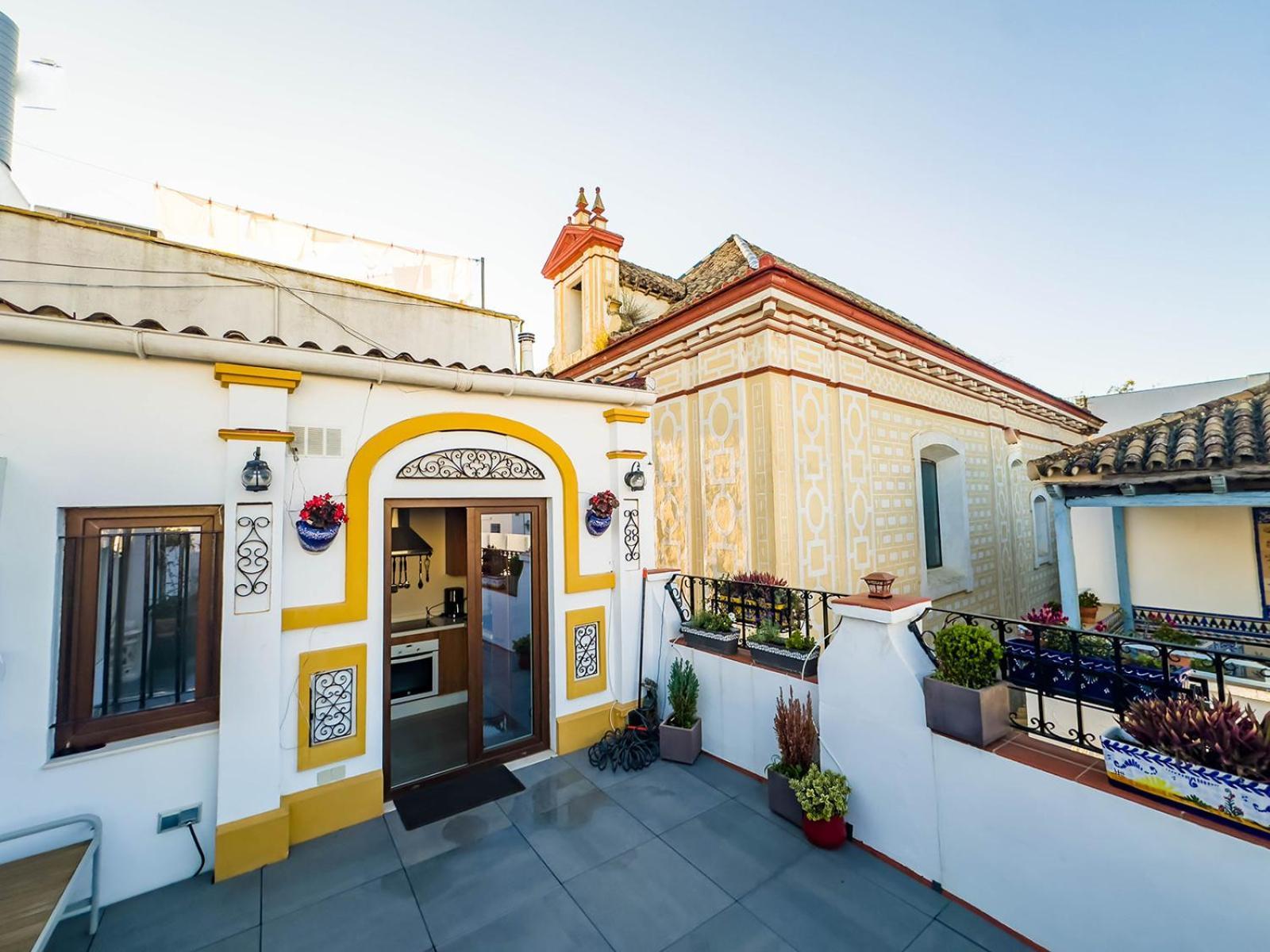 Apartment 5-bedroom Gem In The Heart Of Seville