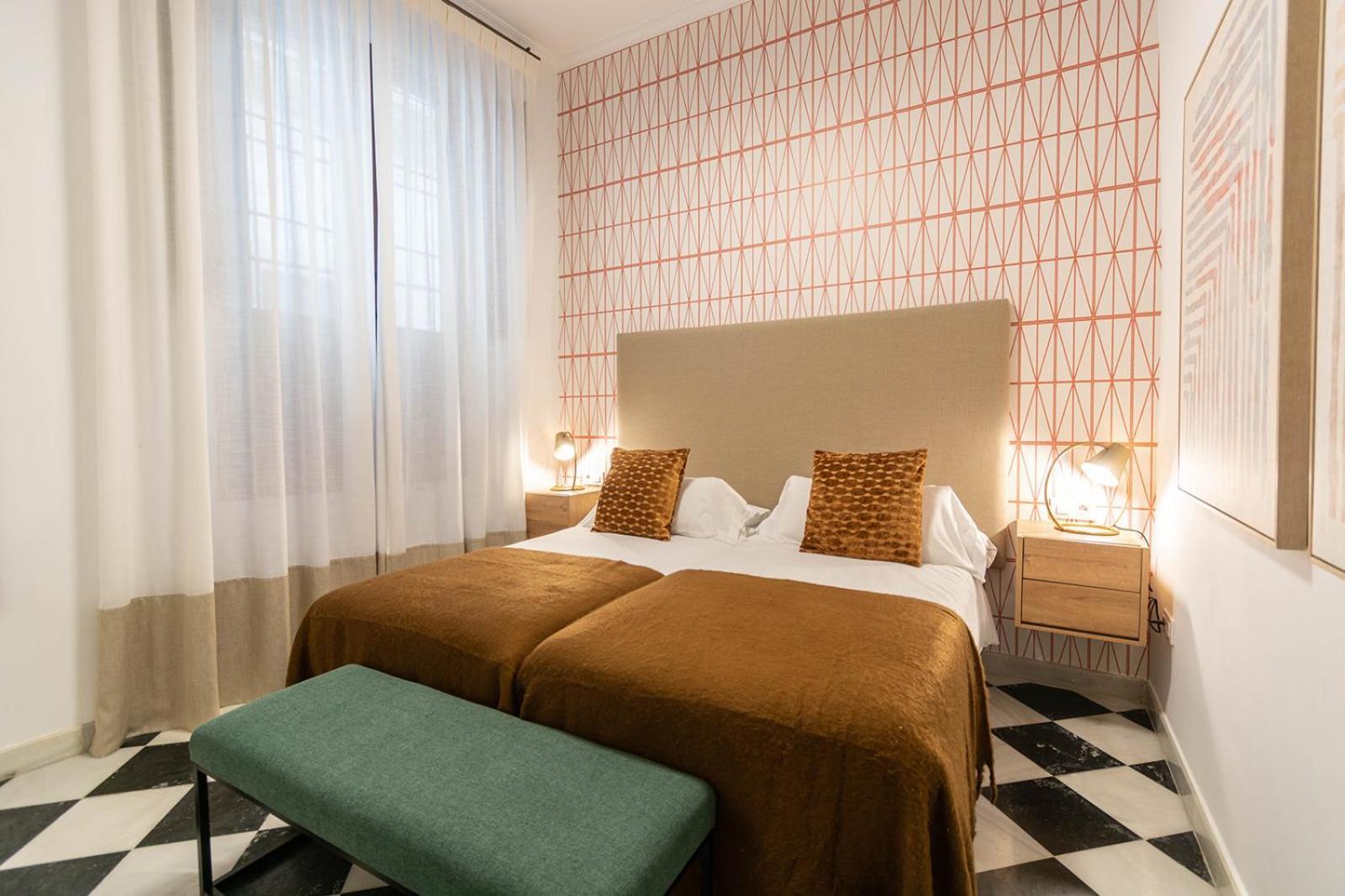 Apartment 5-bedroom Gem In The Heart Of