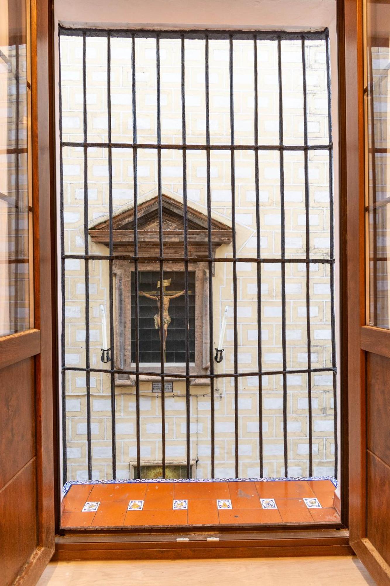 5-bedroom Gem In The Heart Of Apartment Seville