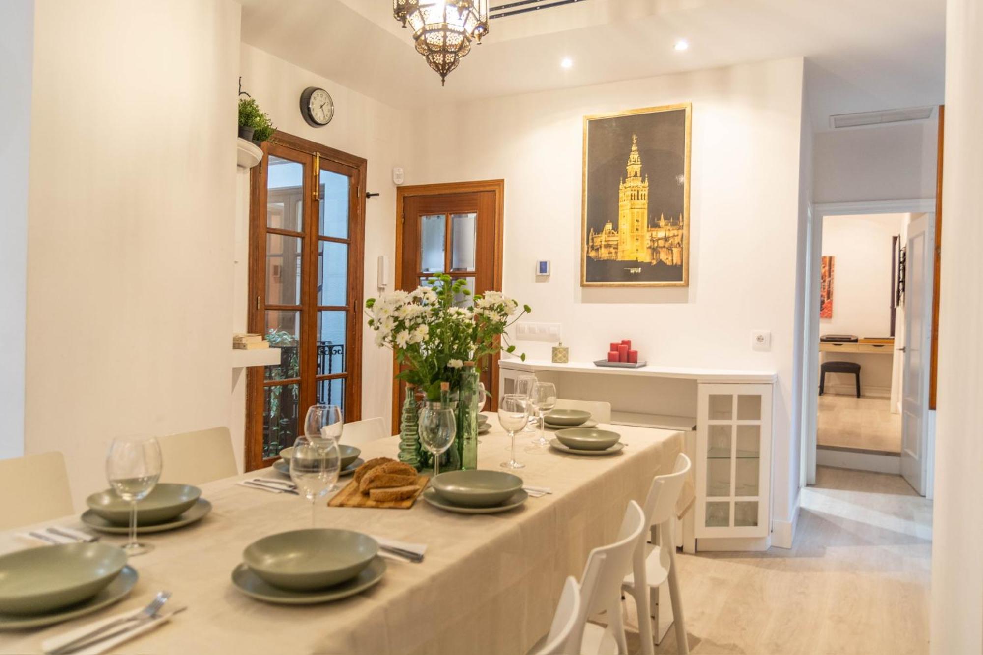 Apartment 5-bedroom Gem In The Heart Of Seville