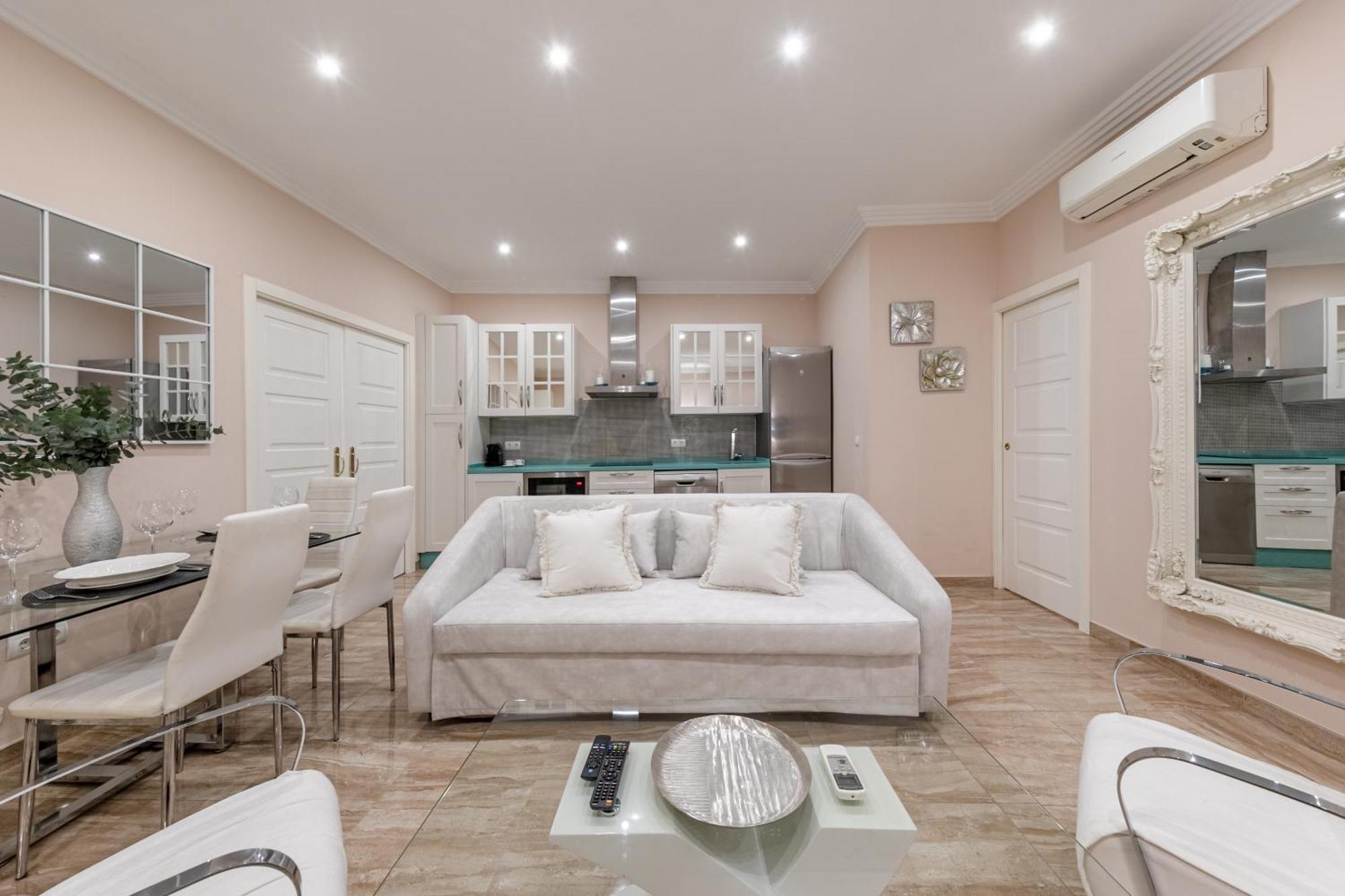Apartment Isg Jose De Velilla Centro Parking Seville