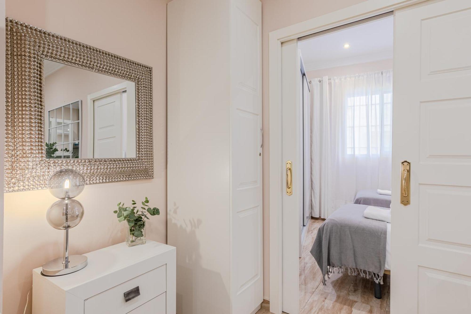 Apartment Isg Jose De Velilla Centro Parking Seville