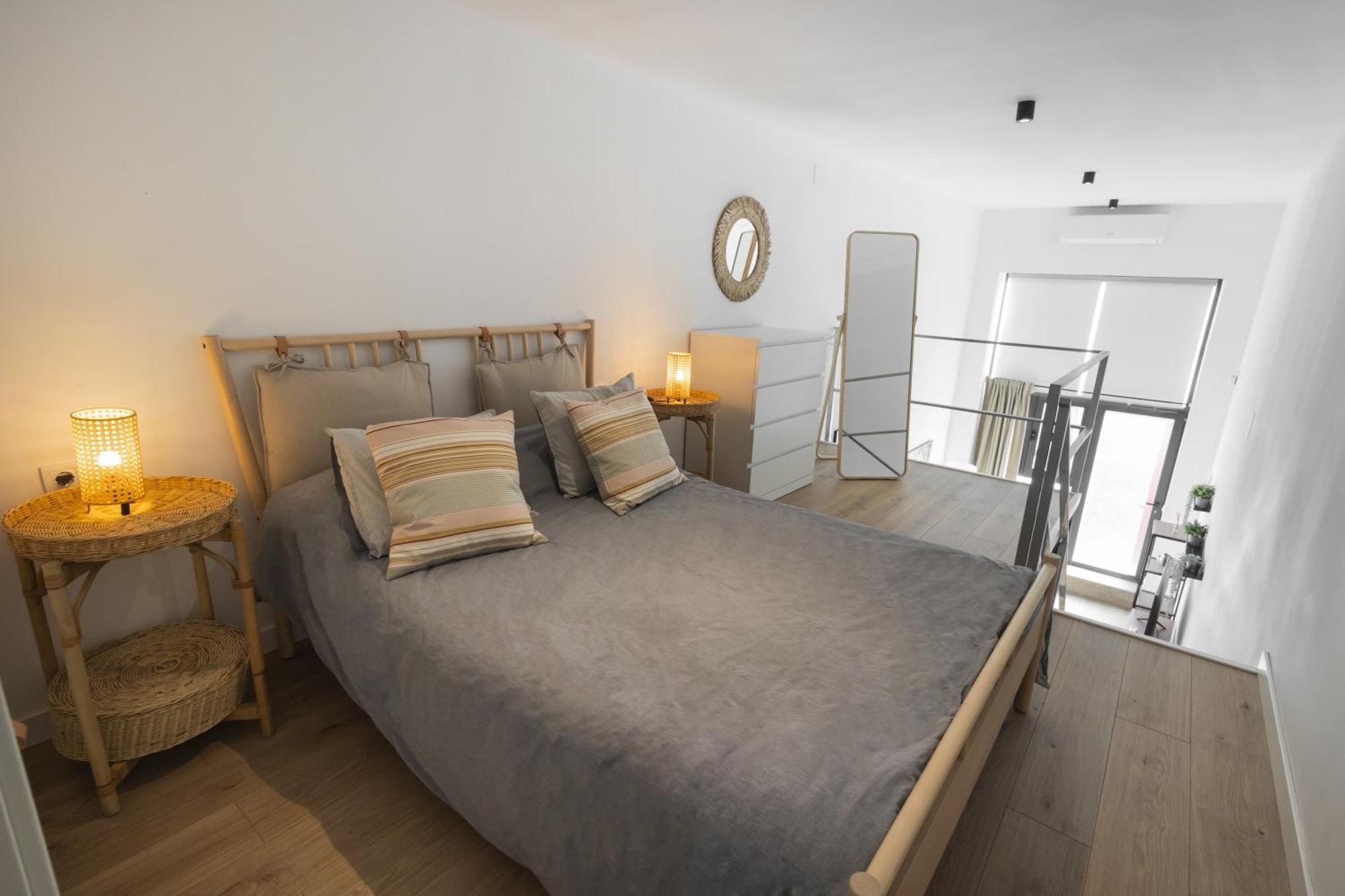 Rentalsevilla Alejo Fernandez Ii Apartment Seville