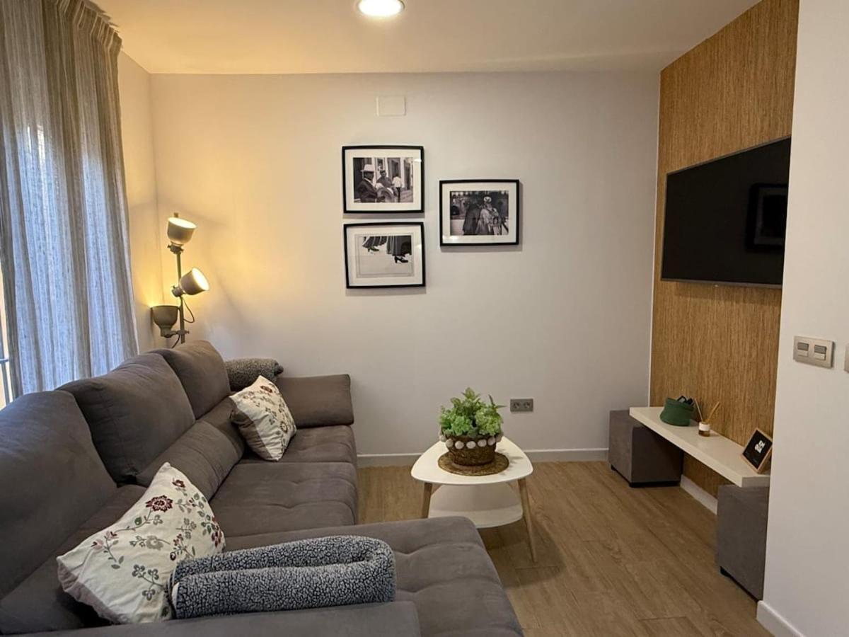 Masset Apartment *