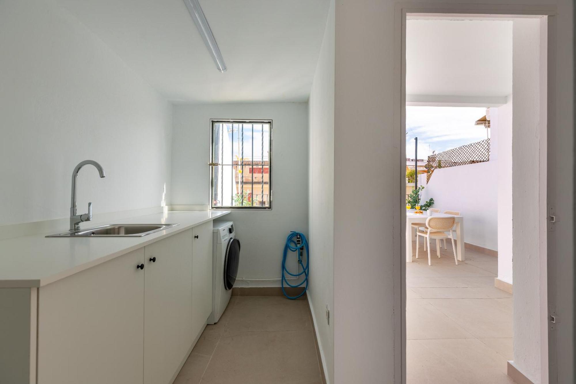 G4 Brand New San Bernardo Terraza Sevilla