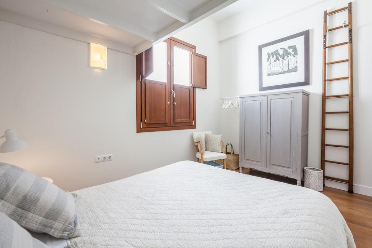Penthouse In Restored C19th Apartment *