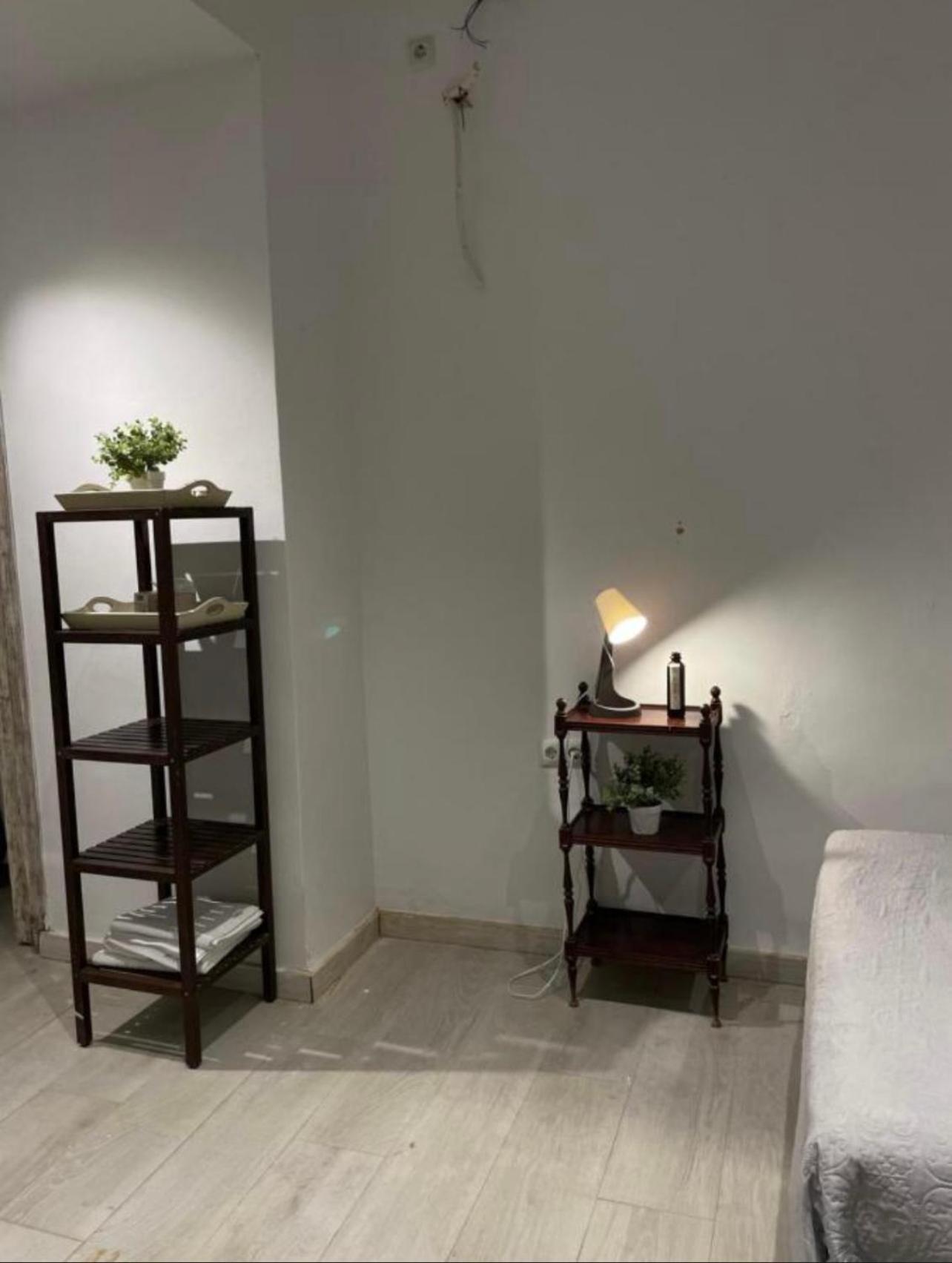 Homestay Wellhome Calle Cuna, Centro Historico Seville