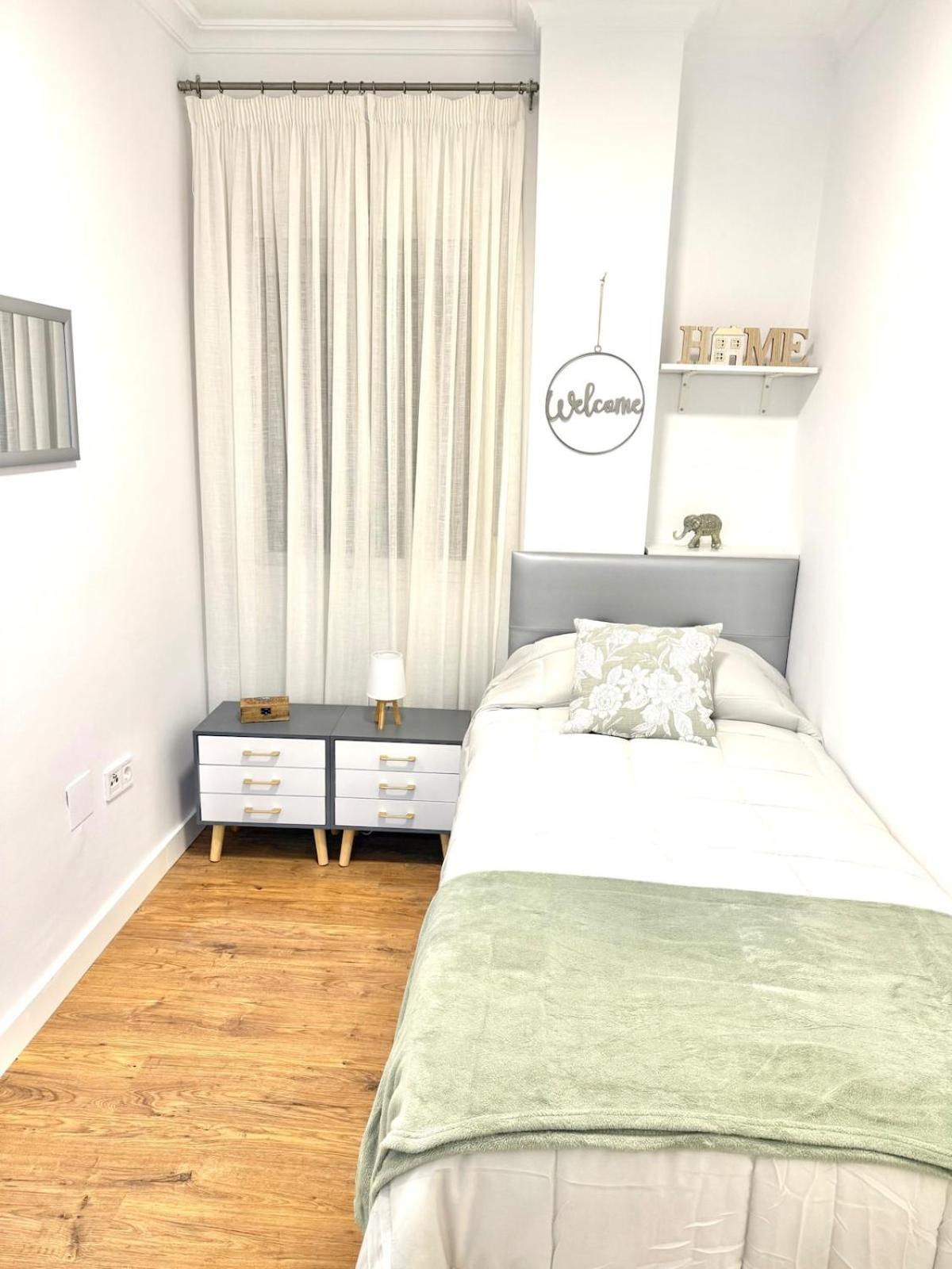 Apartment Centro Historico A Pie, Parking Gratis *