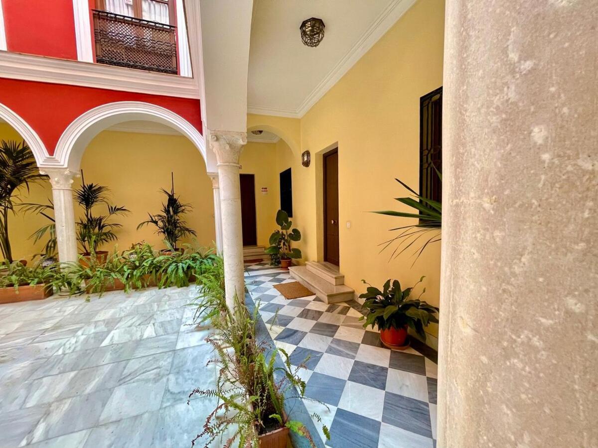 Caballerizas Apartment Seville