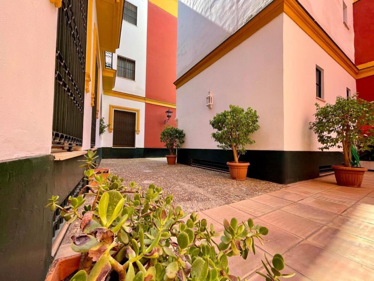 Caballerizas Apartment *