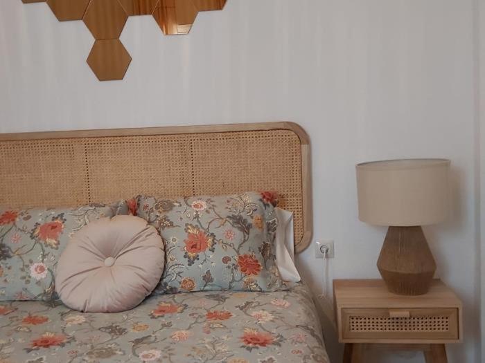 Apartment Misterhost Magallanes Triana *