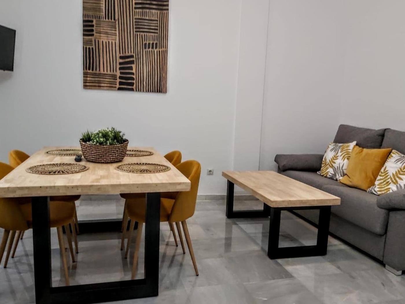 Misterhost Magallanes Triana Apartment