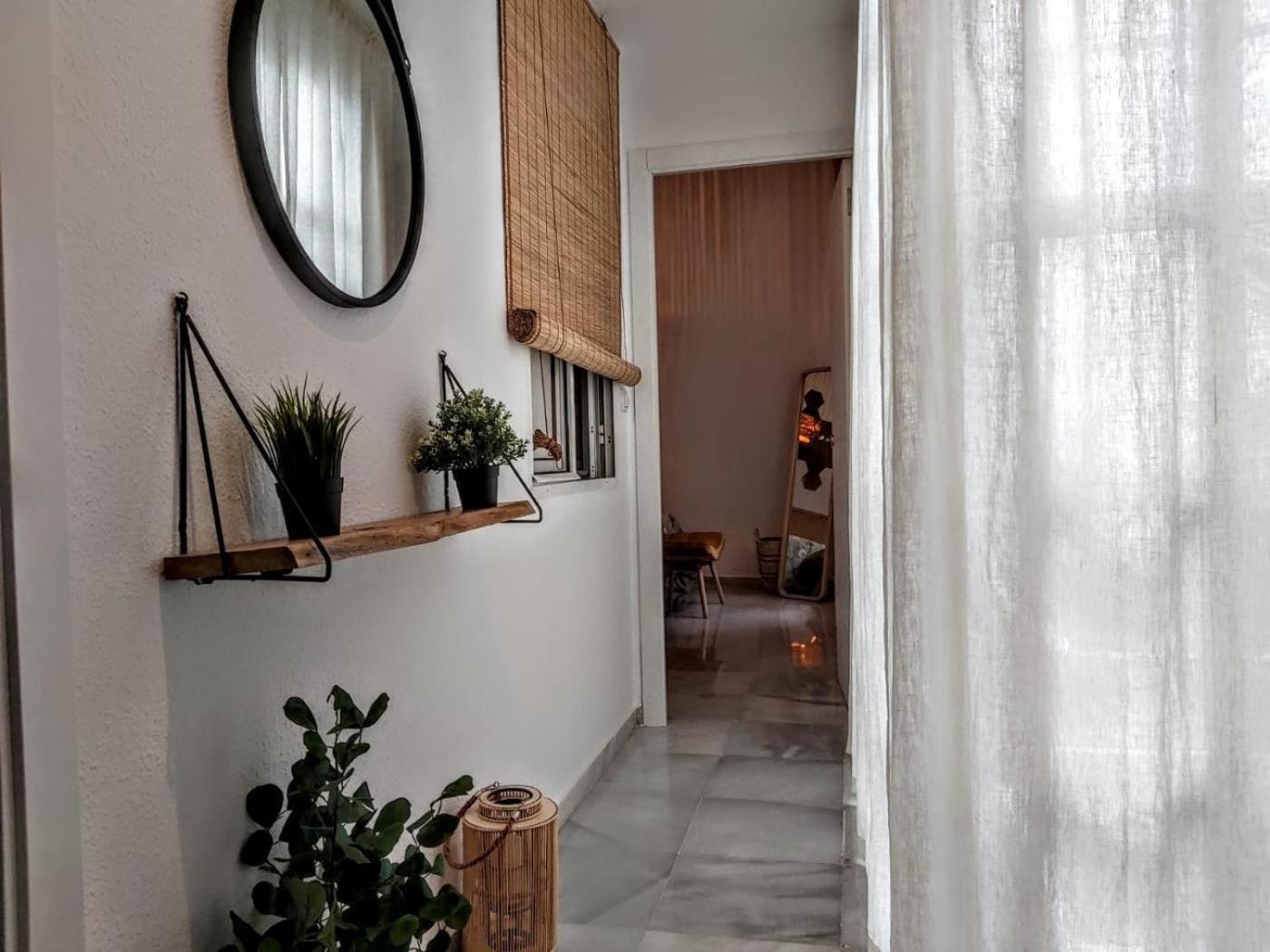 Apartment Misterhost Magallanes Triana Seville