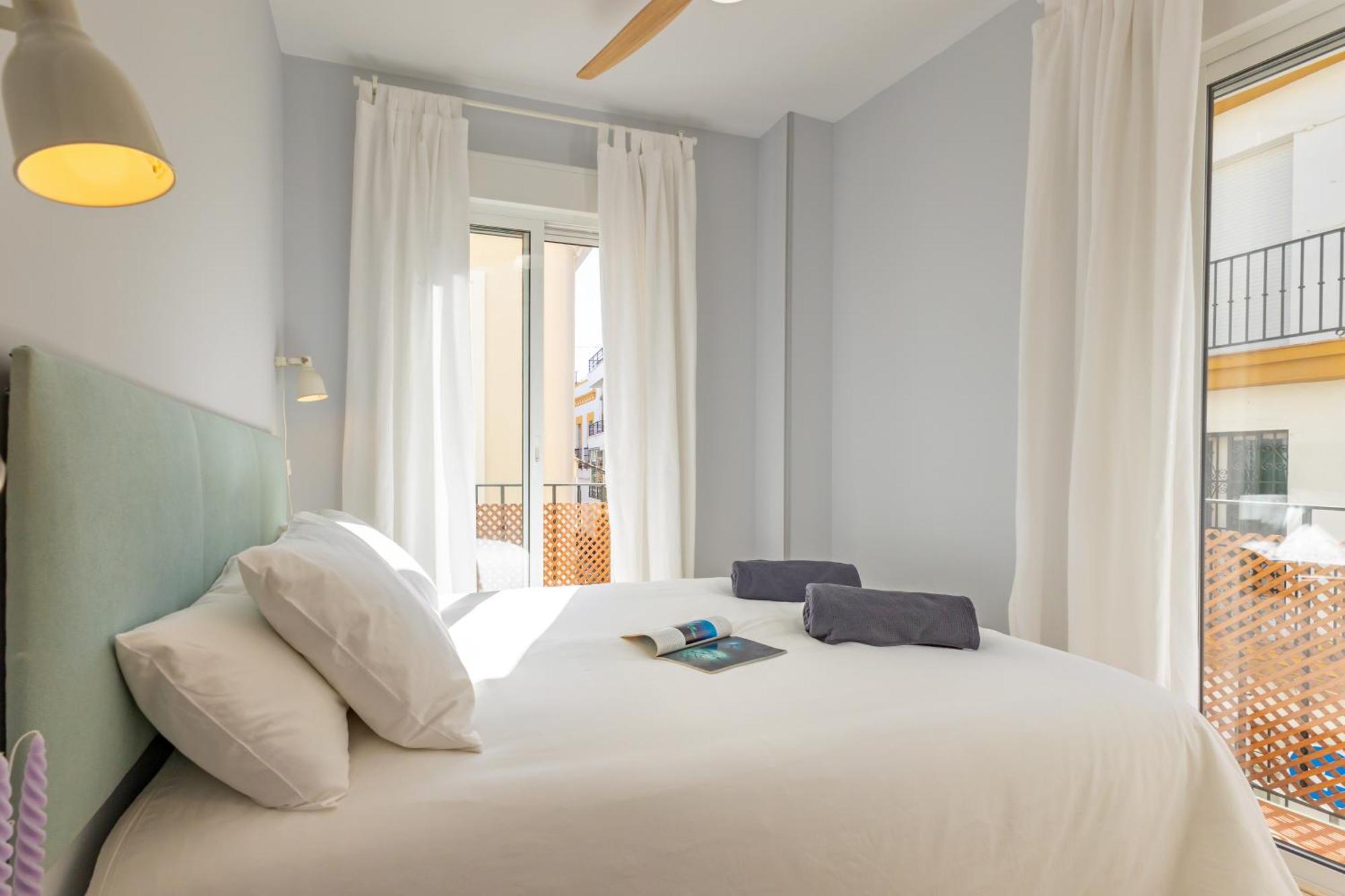 Apartment Charming 2 Bedroom Apartment At Iconic Triana Neighborhood By Ocityzen