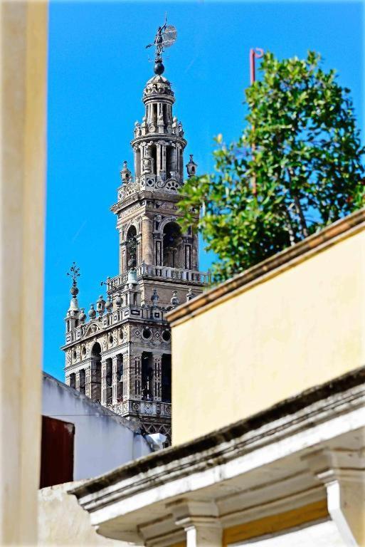 Selecta Apto Con Dos En Patio Tradicional Apartment Seville