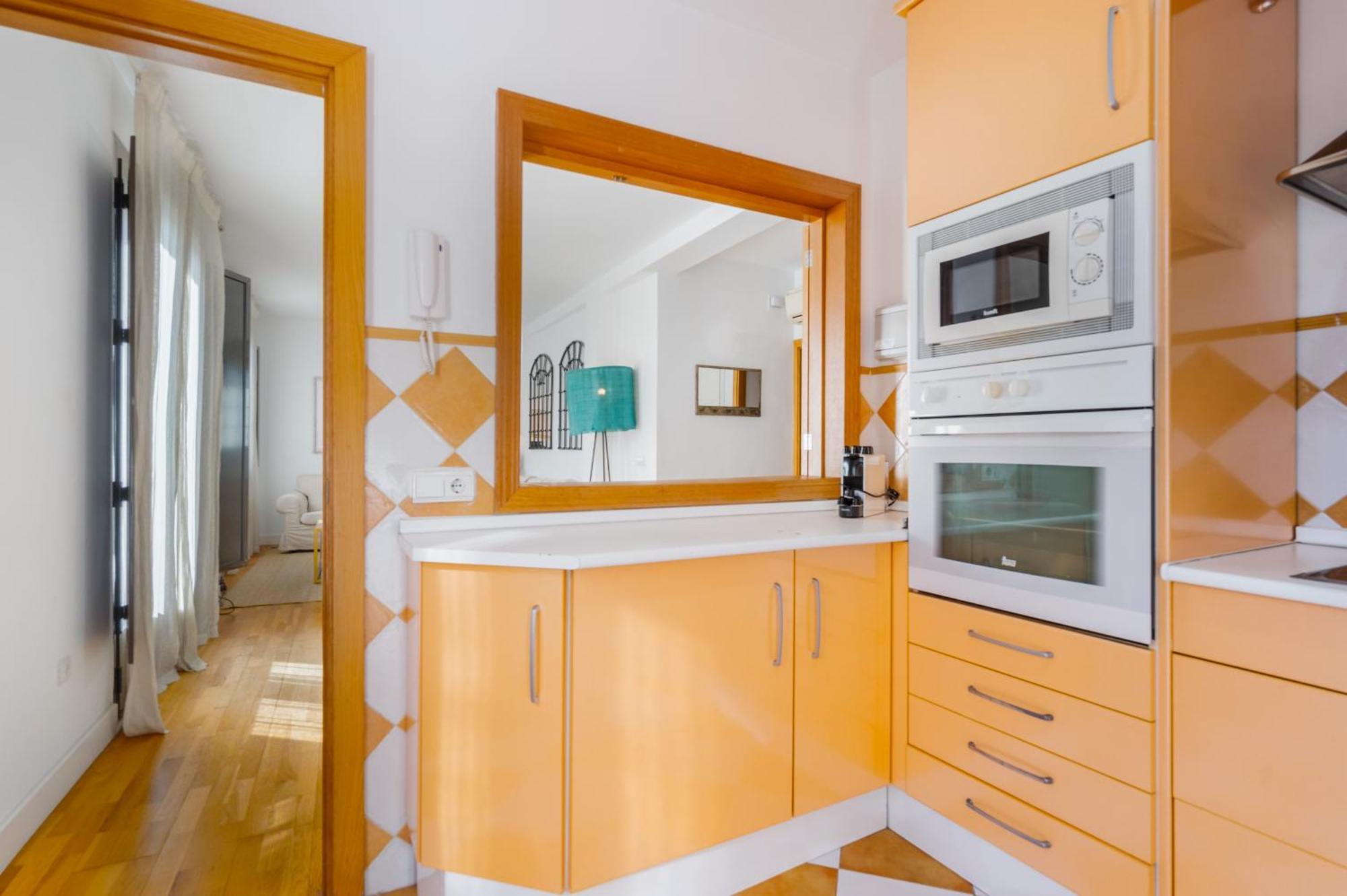 Apartment 3 Bedrooms 2 Bathrooms Furnished - Triana - Great - Mintystay *