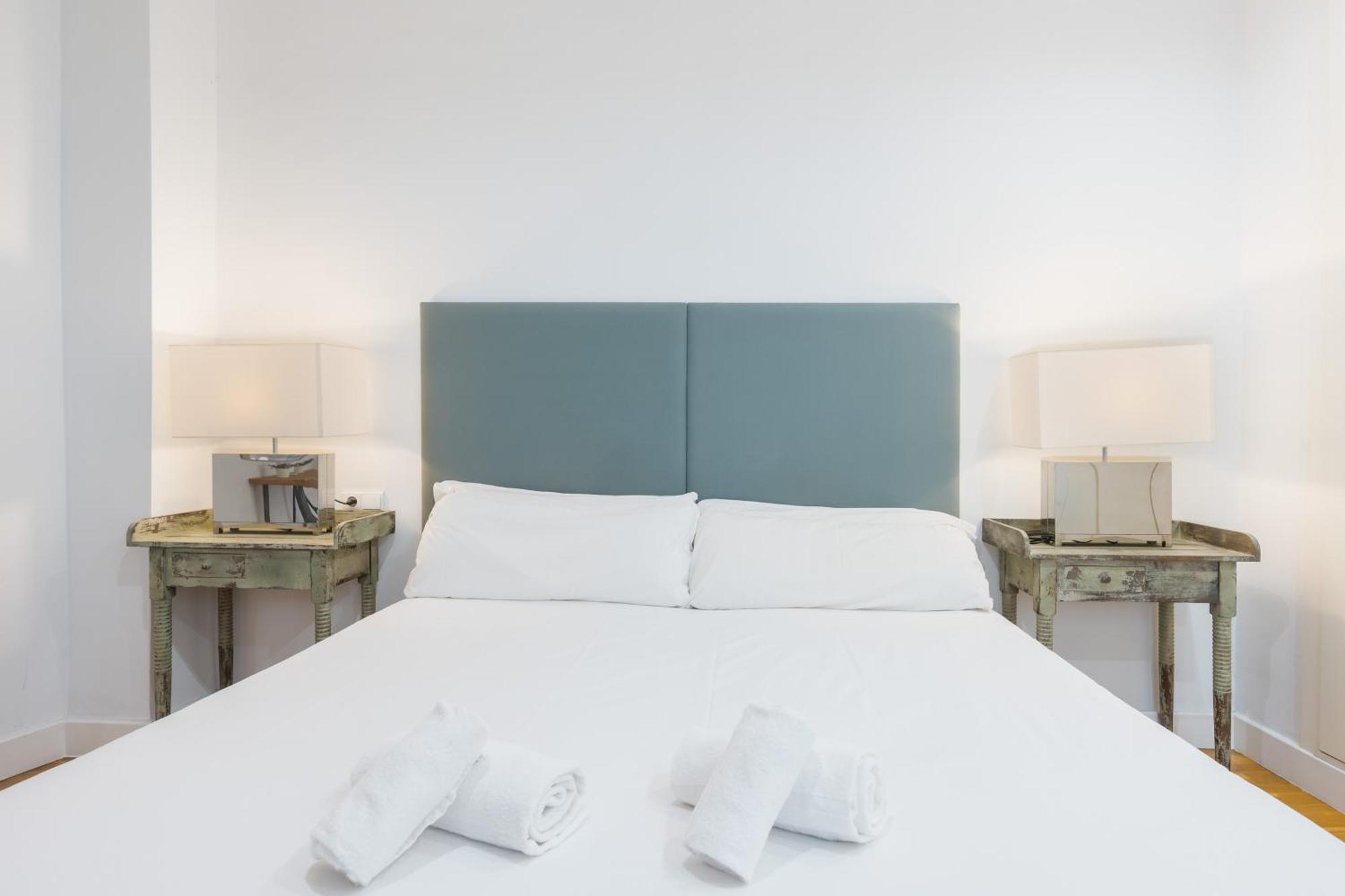 3 Bedrooms 2 Bathrooms Furnished - Triana - Great - Mintystay * Seville