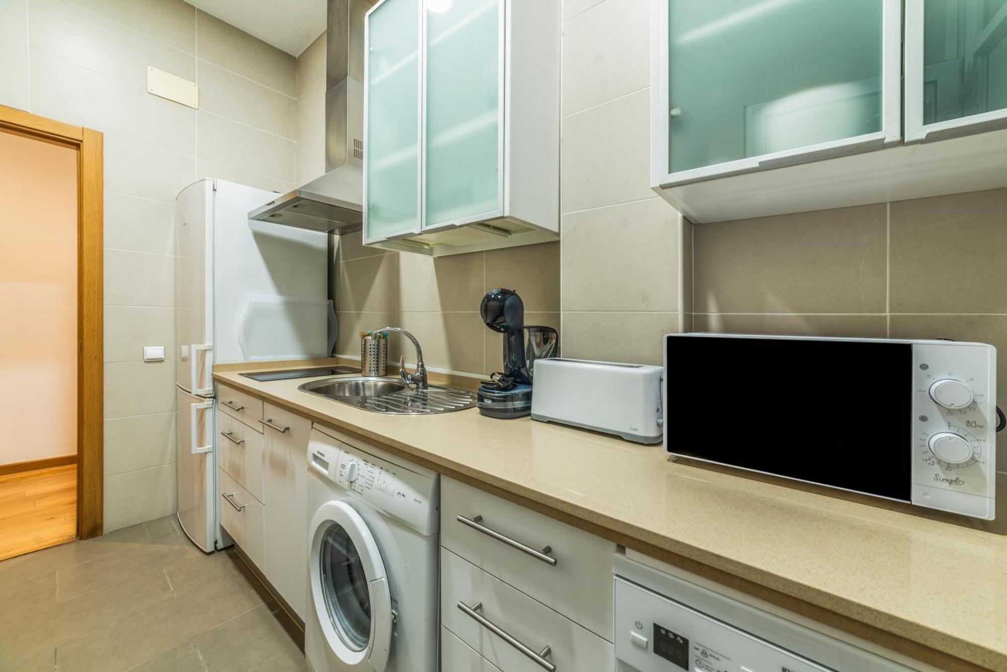 Zaragoza 66, By Homing U Apartment *