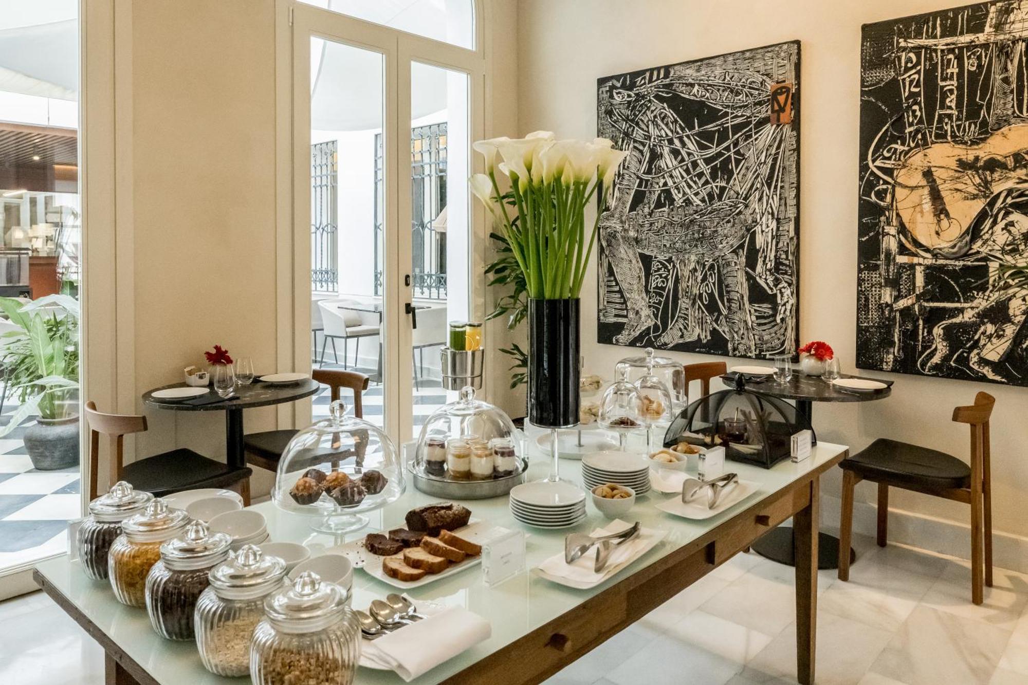 Mercer Plaza 5 Gl Hotel Sevilla