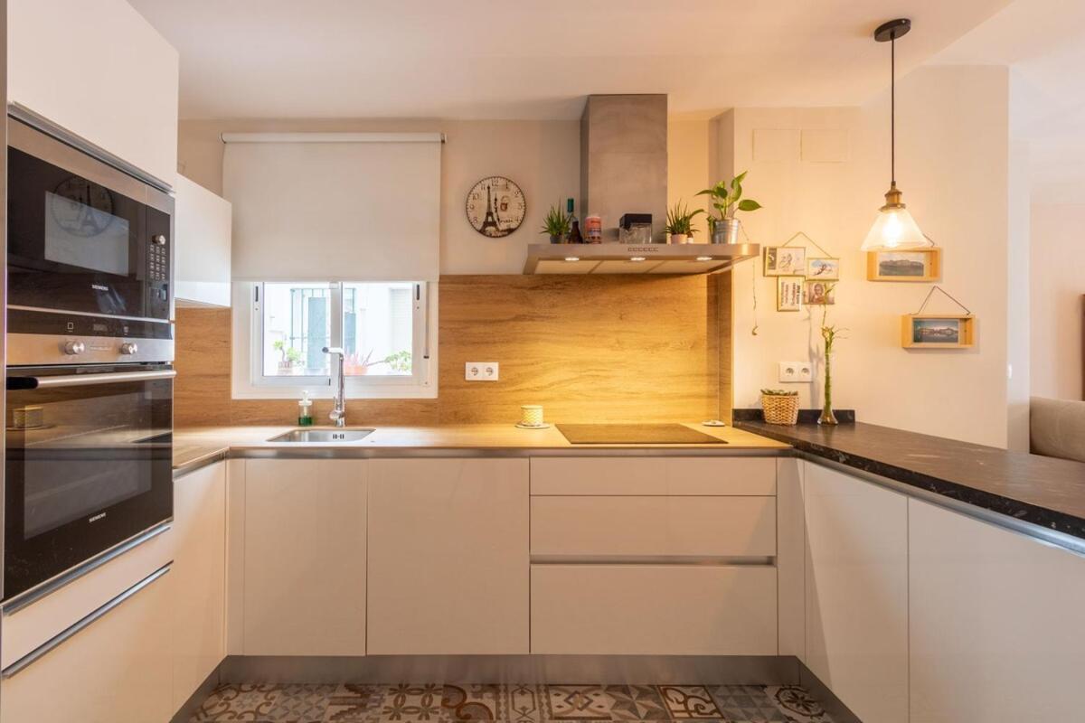 Apartment Pages By Valcambre *